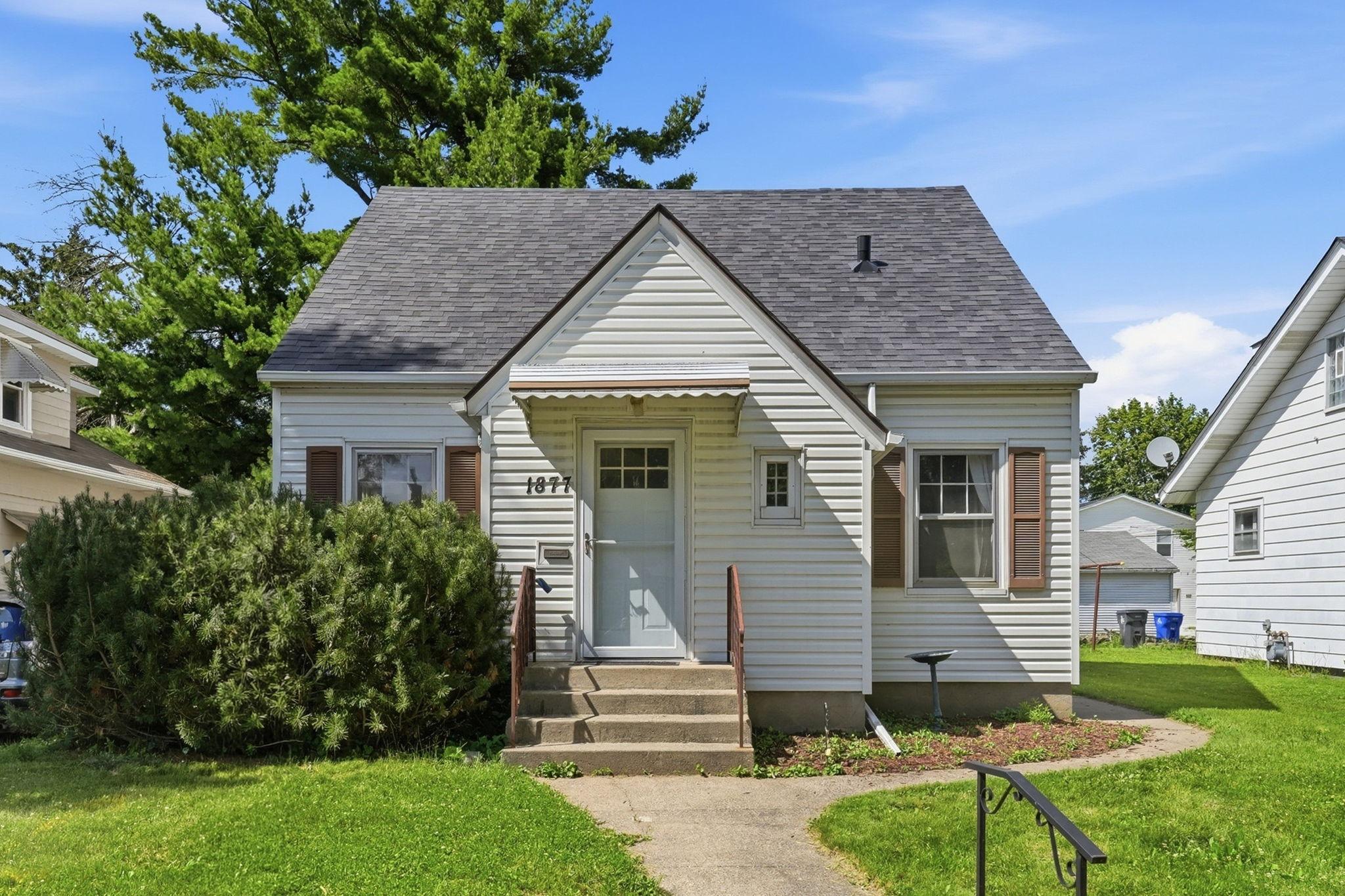 View of Residential at 1877 Lacrosse Avenue, Saint Paul MN 55119, Saint Paul - Mike Wilen | Minnesota Team Real Estate