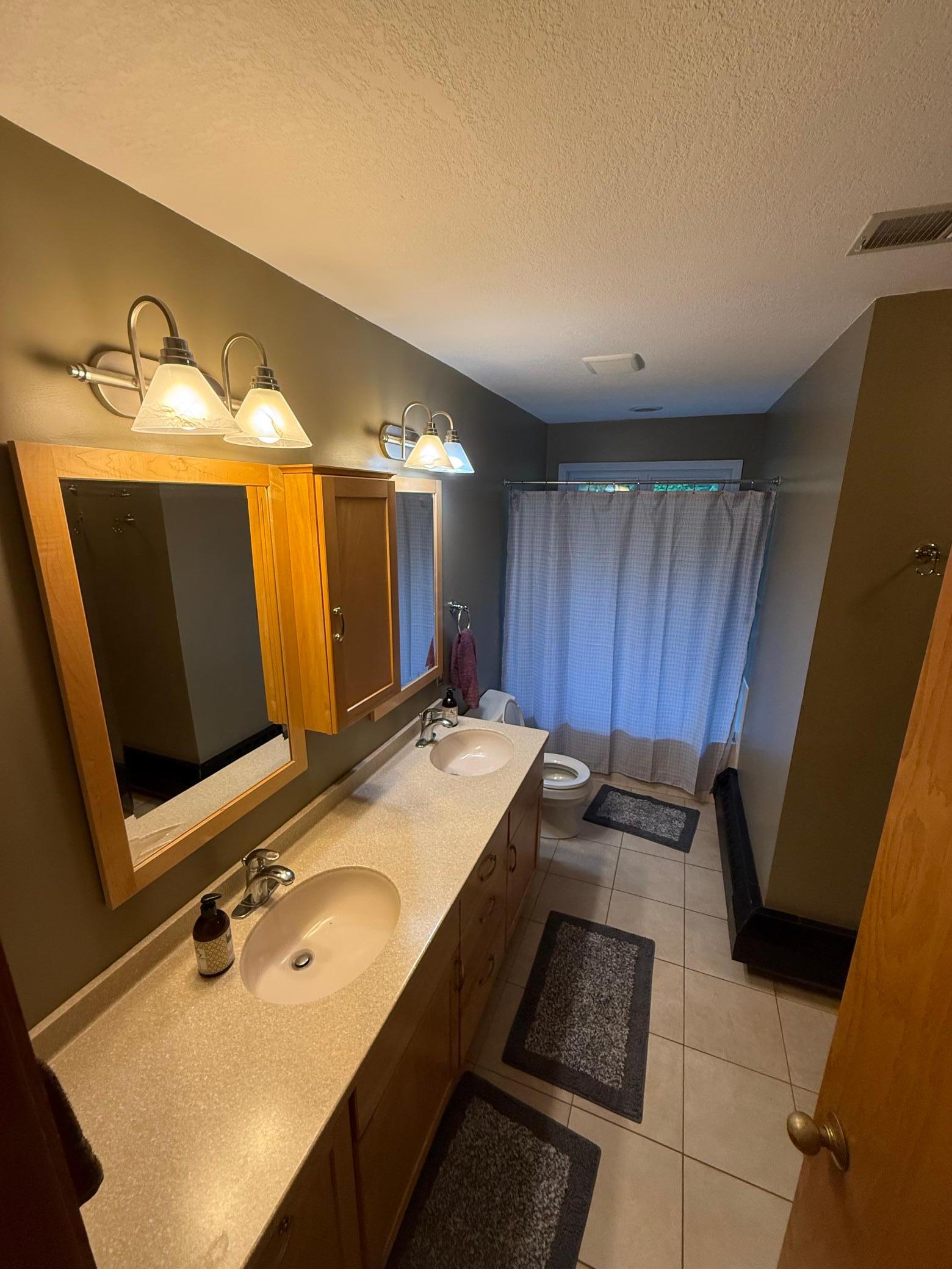 View of Residential at 2508 Knoll Circle, Maplewood MN 55109, Maplewood (12 of 24) - Mike Wilen | Minnesota Team Real Estate
