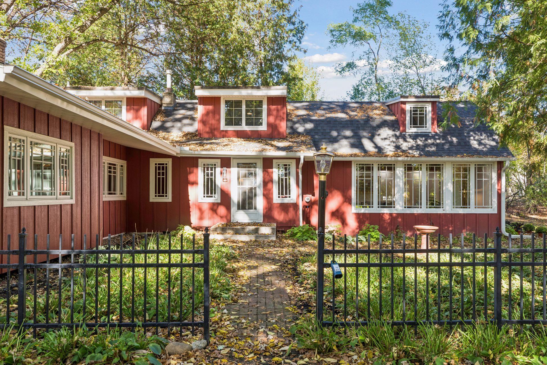 View of Residential at 3904 Williston Road, Minnetonka MN 55345, Minnetonka (2 of 29) - Mike Wilen | Minnesota Team Real Estate
