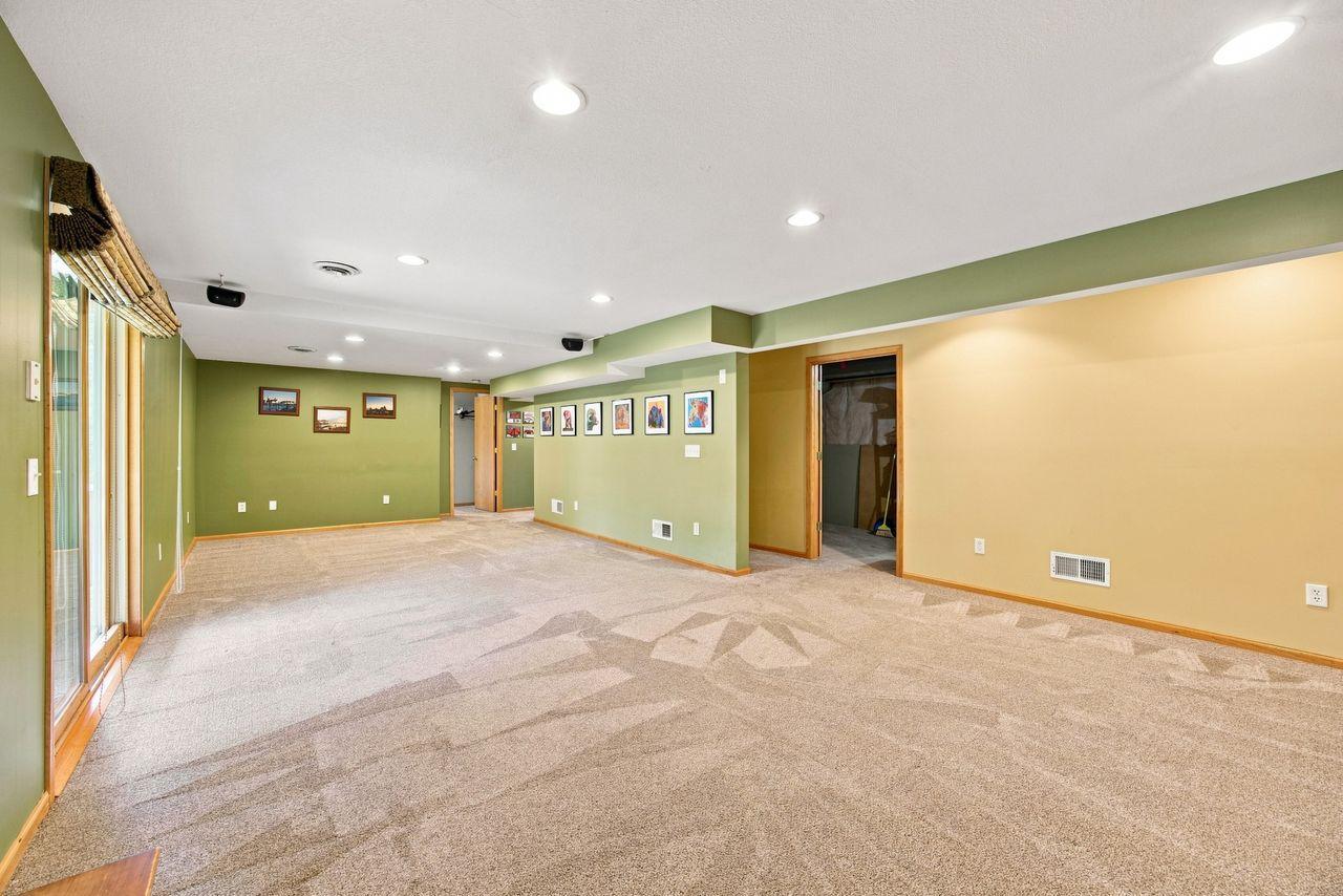 View of Residential at 365 Linda Circle, Lino Lakes MN 55014, Lino Lakes (29 of 46) - Mike Wilen | Minnesota Team Real Estate