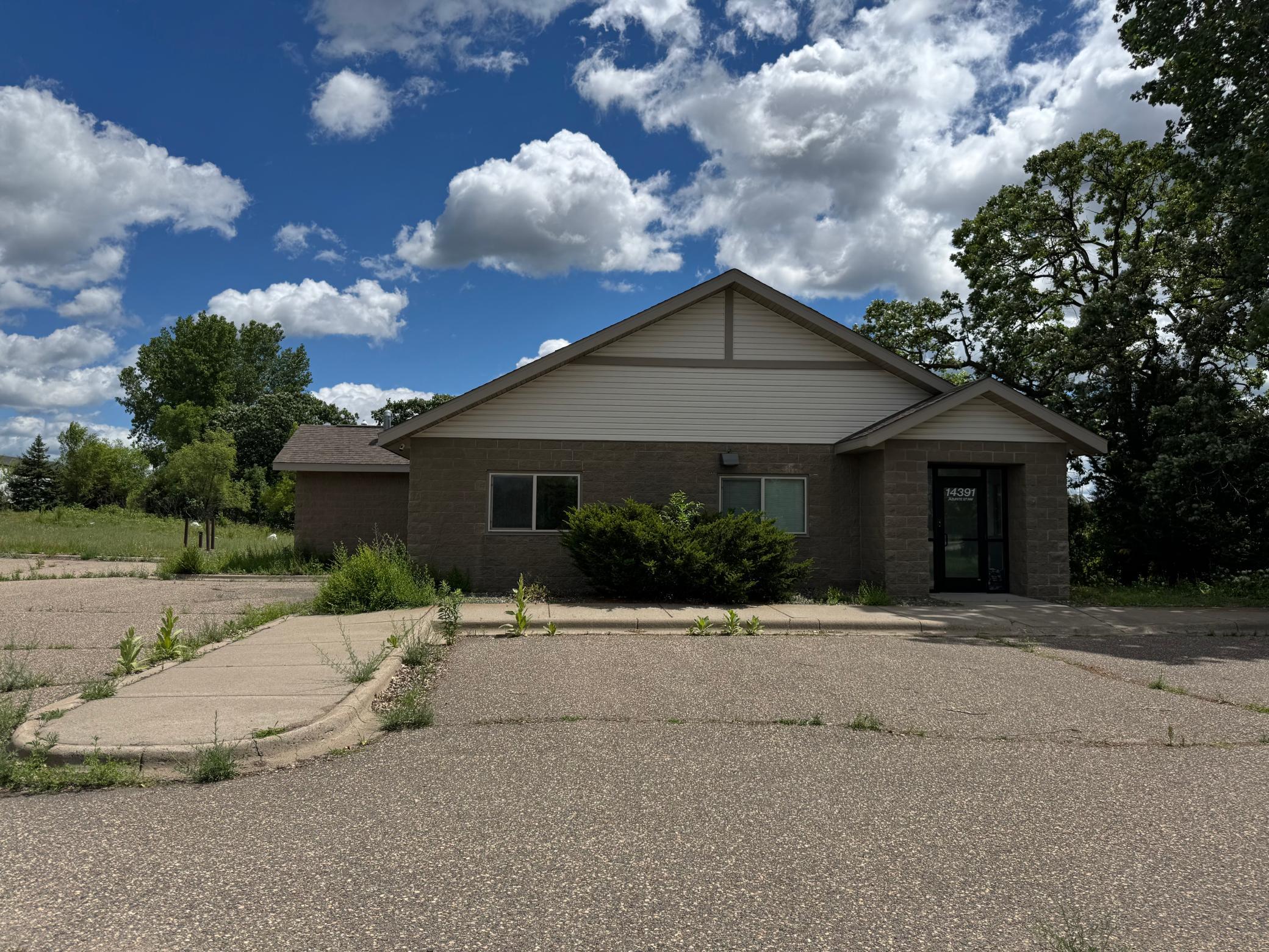 View of Commercial Sale at 14391 Azurite Street, Anoka MN 55303, Anoka (4 of 6) - Mike Wilen | Minnesota Team Real Estate