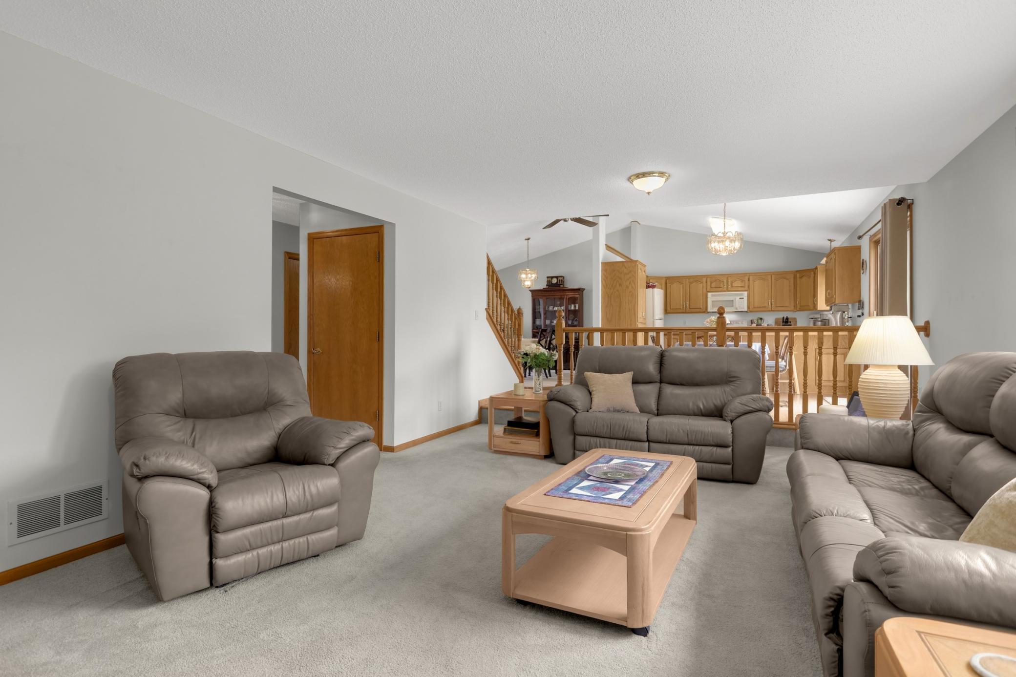View of Residential at 9429 Nason Court, Otsego MN 55330, Otsego (14 of 38) - Mike Wilen | Minnesota Team Real Estate