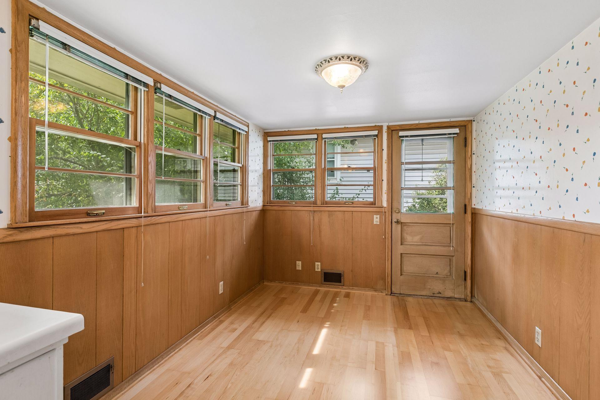 View of Residential at 7105 23rd Street, Saint Louis Park MN 55426, Saint Louis Park (11 of 35) - Mike Wilen | Minnesota Team Real Estate
