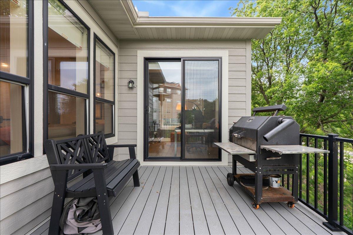 View of Residential at 16377 Glory Lane, Eden Prairie MN 55344, Eden Prairie (25 of 41) - Mike Wilen | Minnesota Team Real Estate
