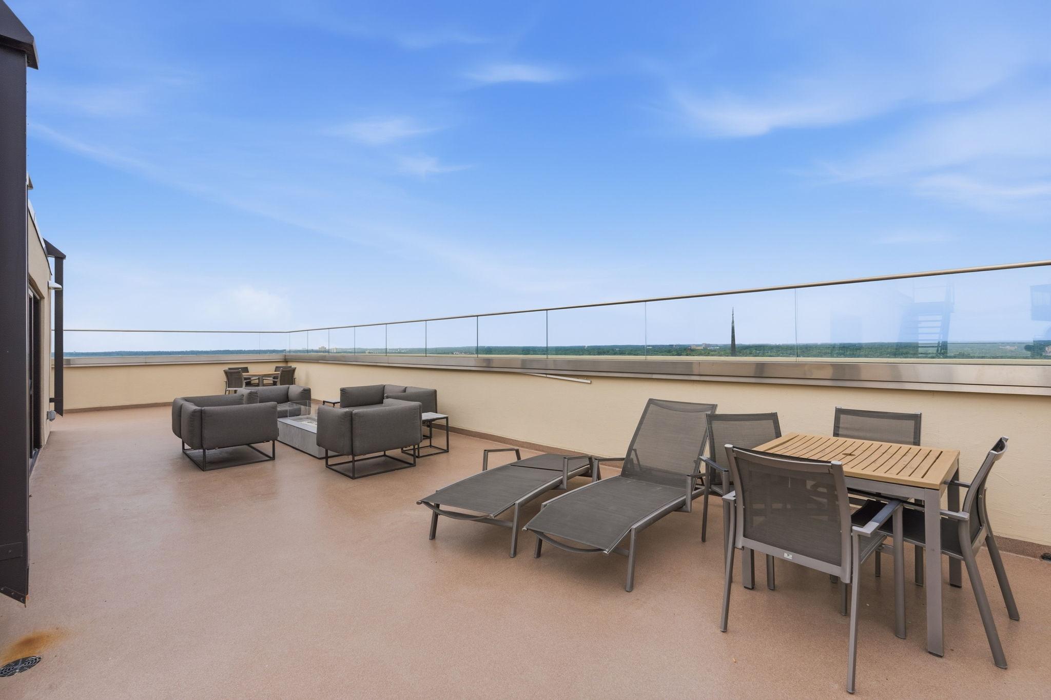 View of Residential at 410 Groveland Avenue #602, Minneapolis MN 55403, Minneapolis (35 of 49) - Mike Wilen | Minnesota Team Real Estate