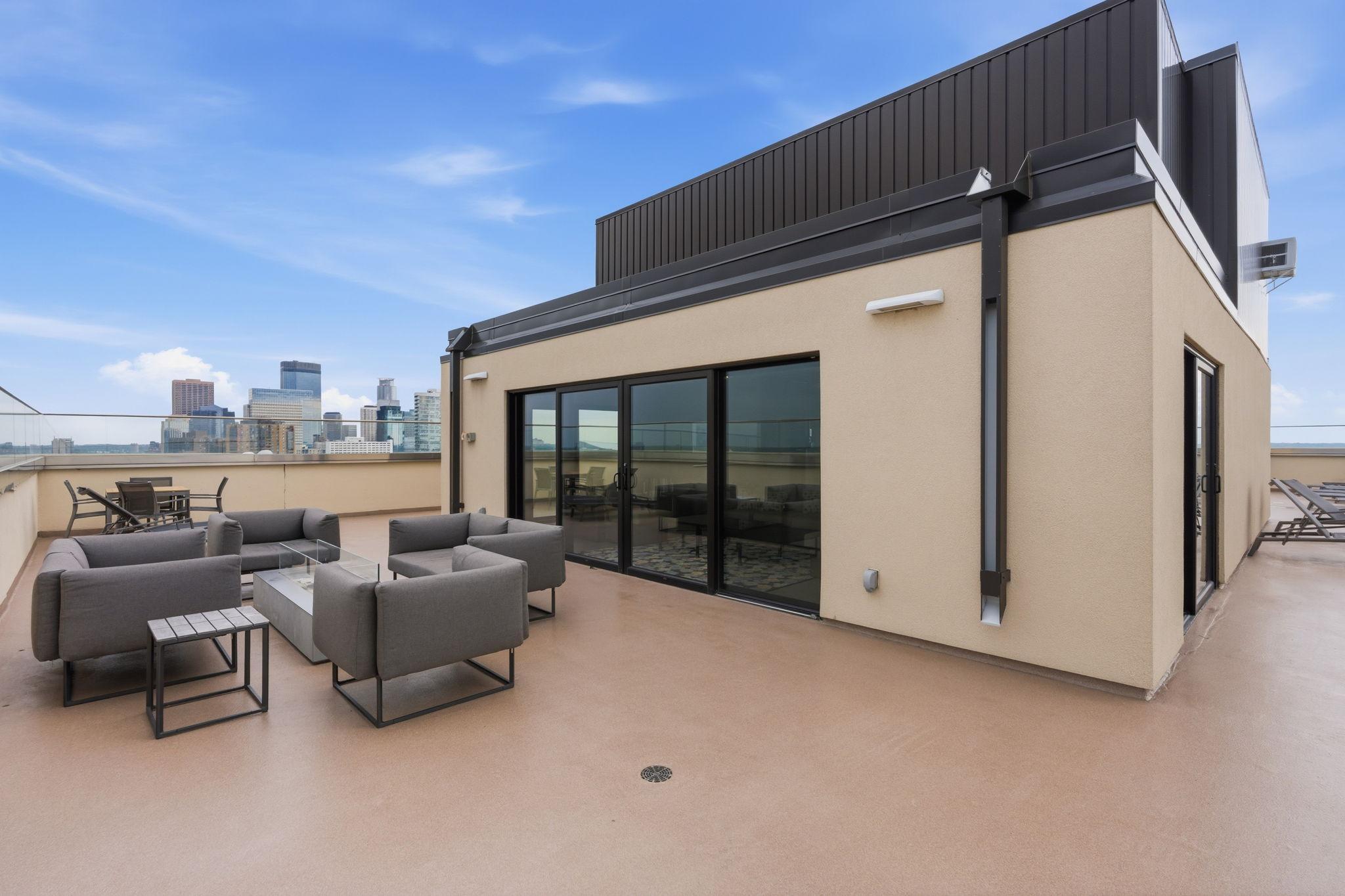View of Residential at 410 Groveland Avenue #602, Minneapolis MN 55403, Minneapolis (34 of 49) - Mike Wilen | Minnesota Team Real Estate