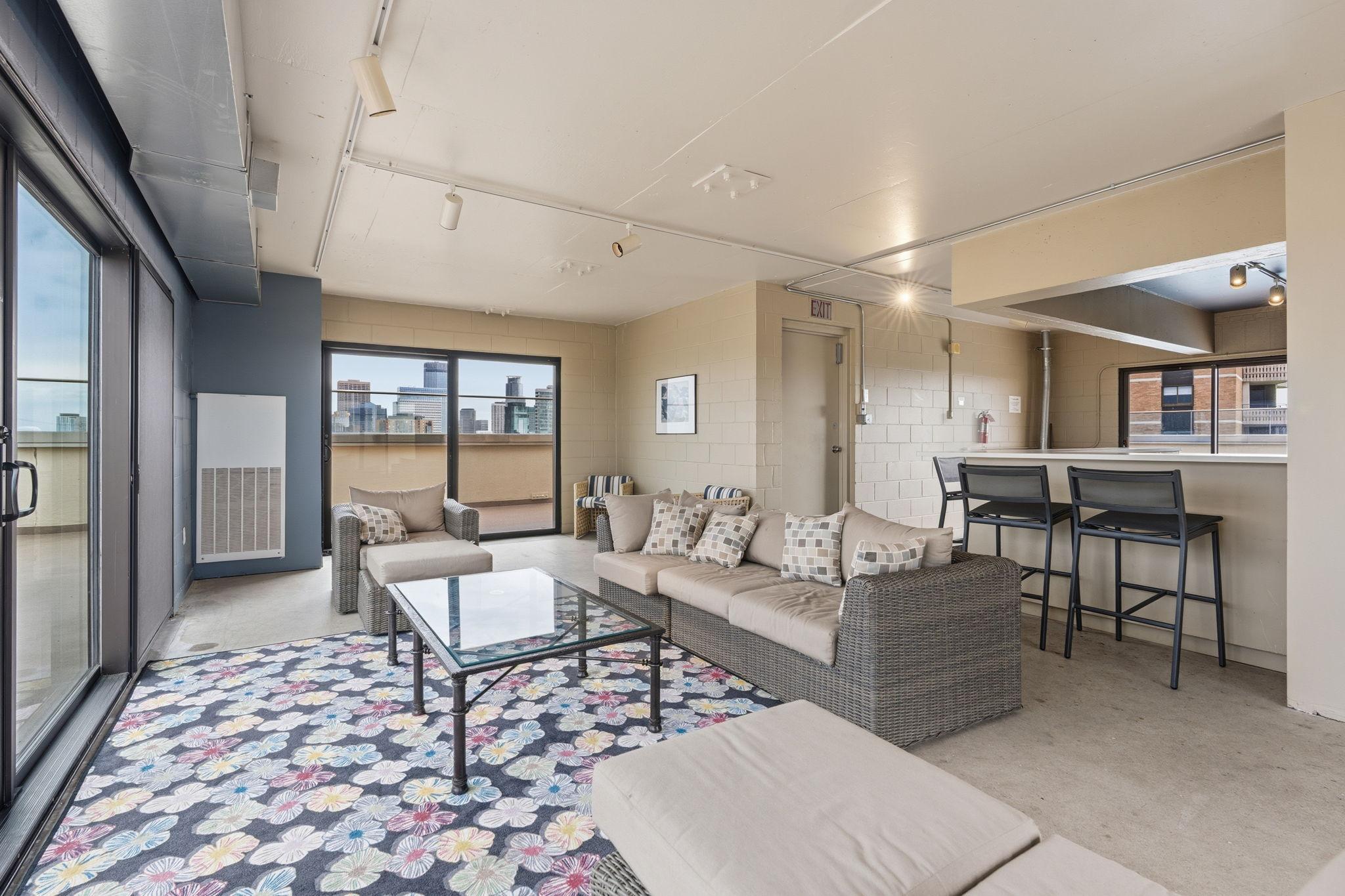 View of Residential at 410 Groveland Avenue #602, Minneapolis MN 55403, Minneapolis (39 of 49) - Mike Wilen | Minnesota Team Real Estate