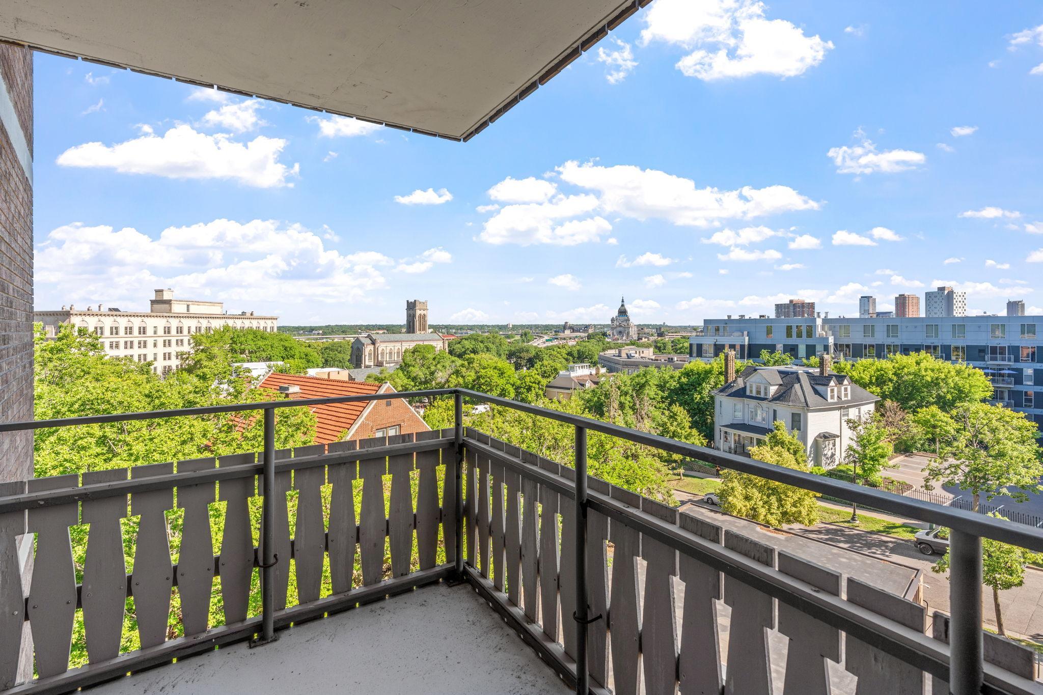 View of Residential at 410 Groveland Avenue #602, Minneapolis MN 55403, Minneapolis (9 of 49) - Mike Wilen | Minnesota Team Real Estate