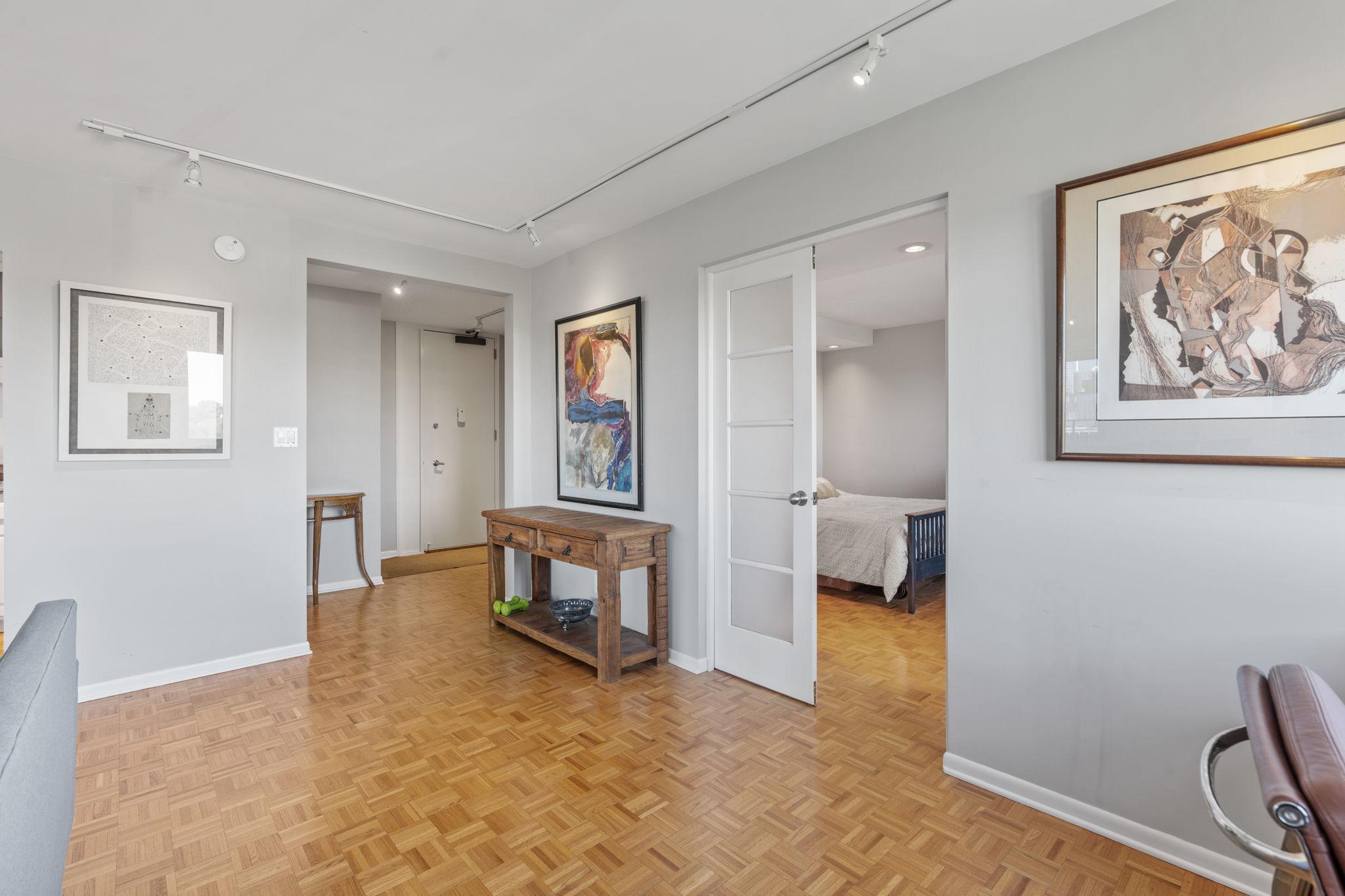 View of Residential at 410 Groveland Avenue #602, Minneapolis MN 55403, Minneapolis (20 of 49) - Mike Wilen | Minnesota Team Real Estate