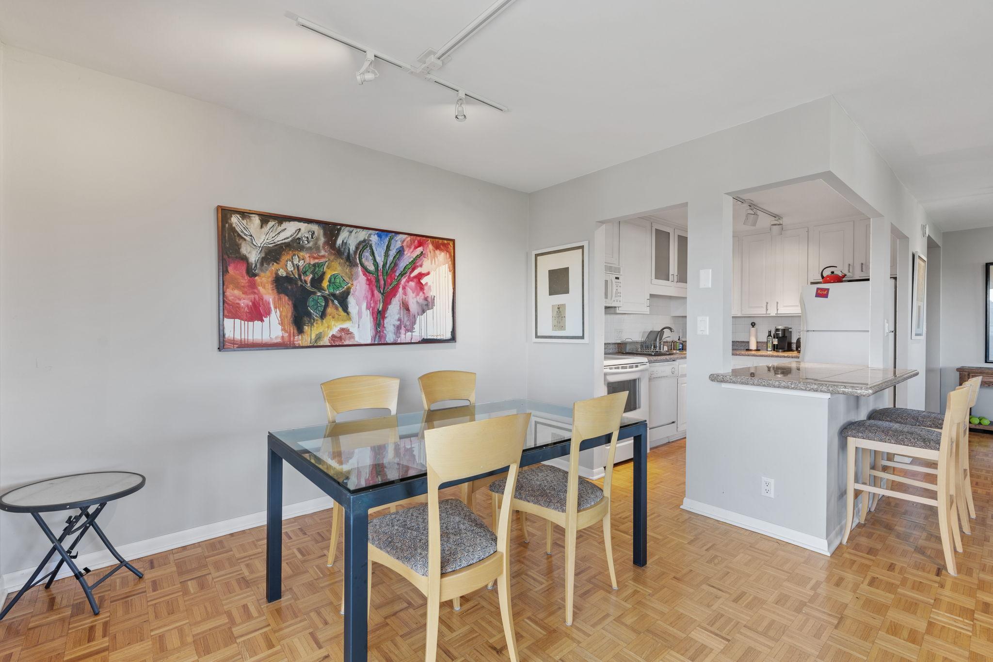 View of Residential at 410 Groveland Avenue #602, Minneapolis MN 55403, Minneapolis (13 of 49) - Mike Wilen | Minnesota Team Real Estate