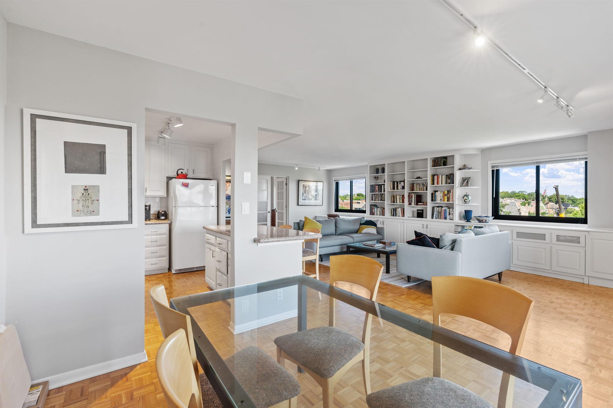 View of Residential at 410 Groveland Avenue #602, Minneapolis MN 55403, Minneapolis (12 of 49) - Mike Wilen | Minnesota Team Real Estate