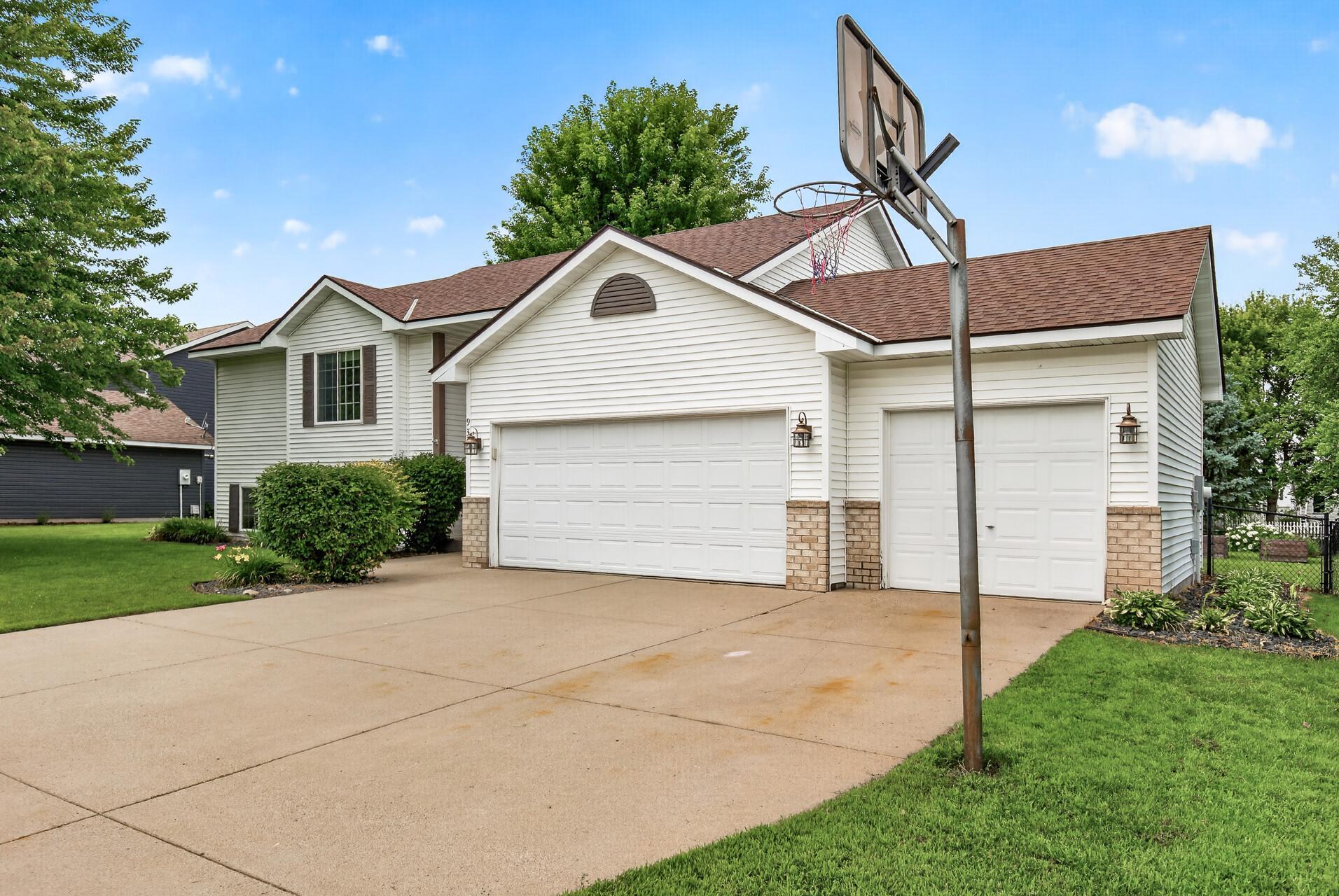 View of Residential at 932 Orchard Street, Belle Plaine MN 56011, Belle Plaine (26 of 30) - Mike Wilen | Minnesota Team Real Estate