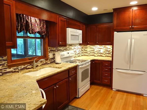 View of Residential at 1627 Deerwood Drive, South Saint Paul MN 55075, South Saint Paul (12 of 21) - Mike Wilen | Minnesota Team Real Estate