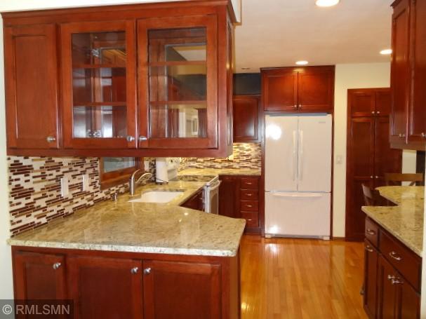 View of Residential at 1627 Deerwood Drive, South Saint Paul MN 55075, South Saint Paul (13 of 21) - Mike Wilen | Minnesota Team Real Estate
