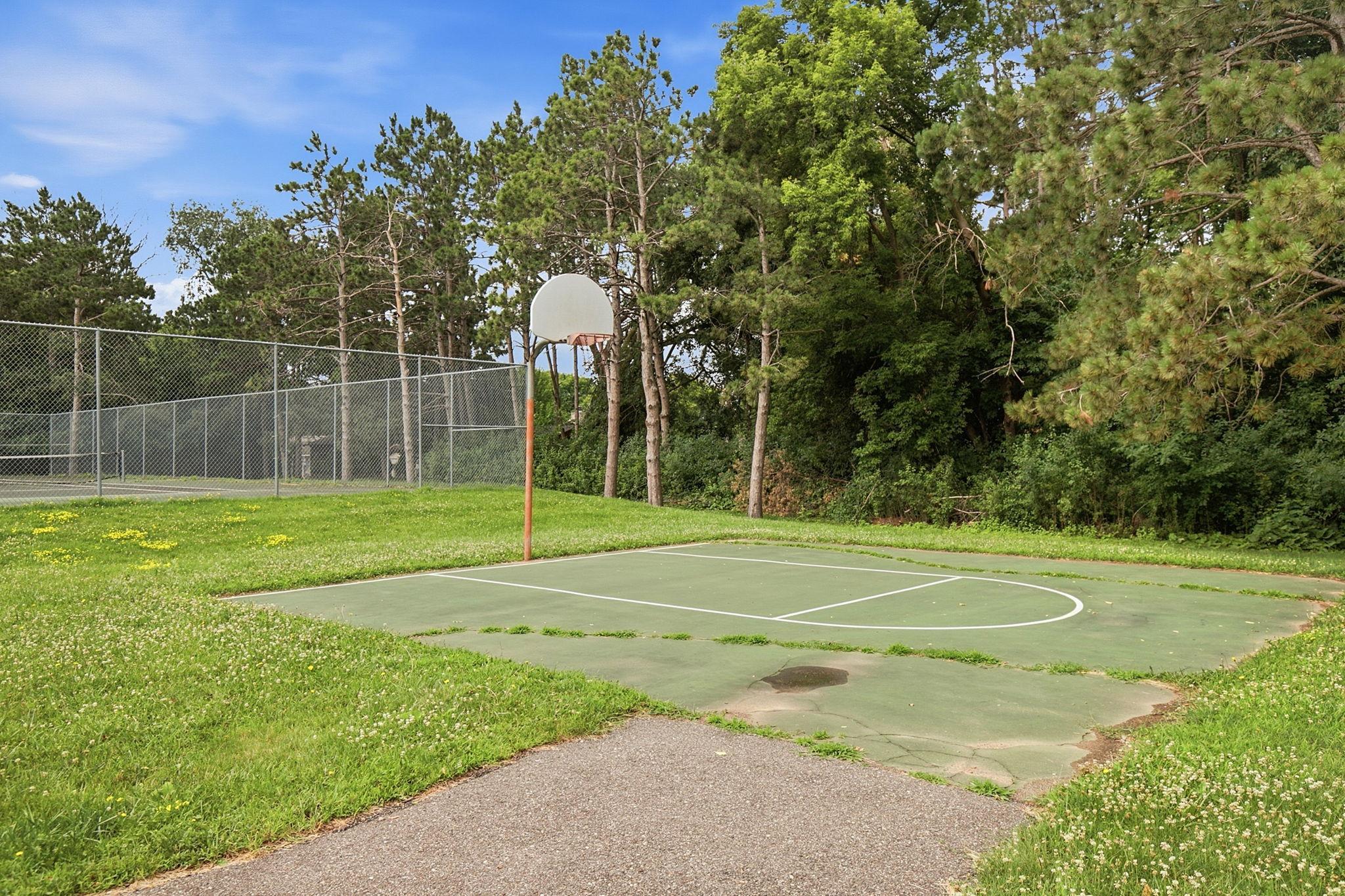 View of Residential at 12095 71st Place, Maple Grove MN 55369, Maple Grove (44 of 45) - Mike Wilen | Minnesota Team Real Estate