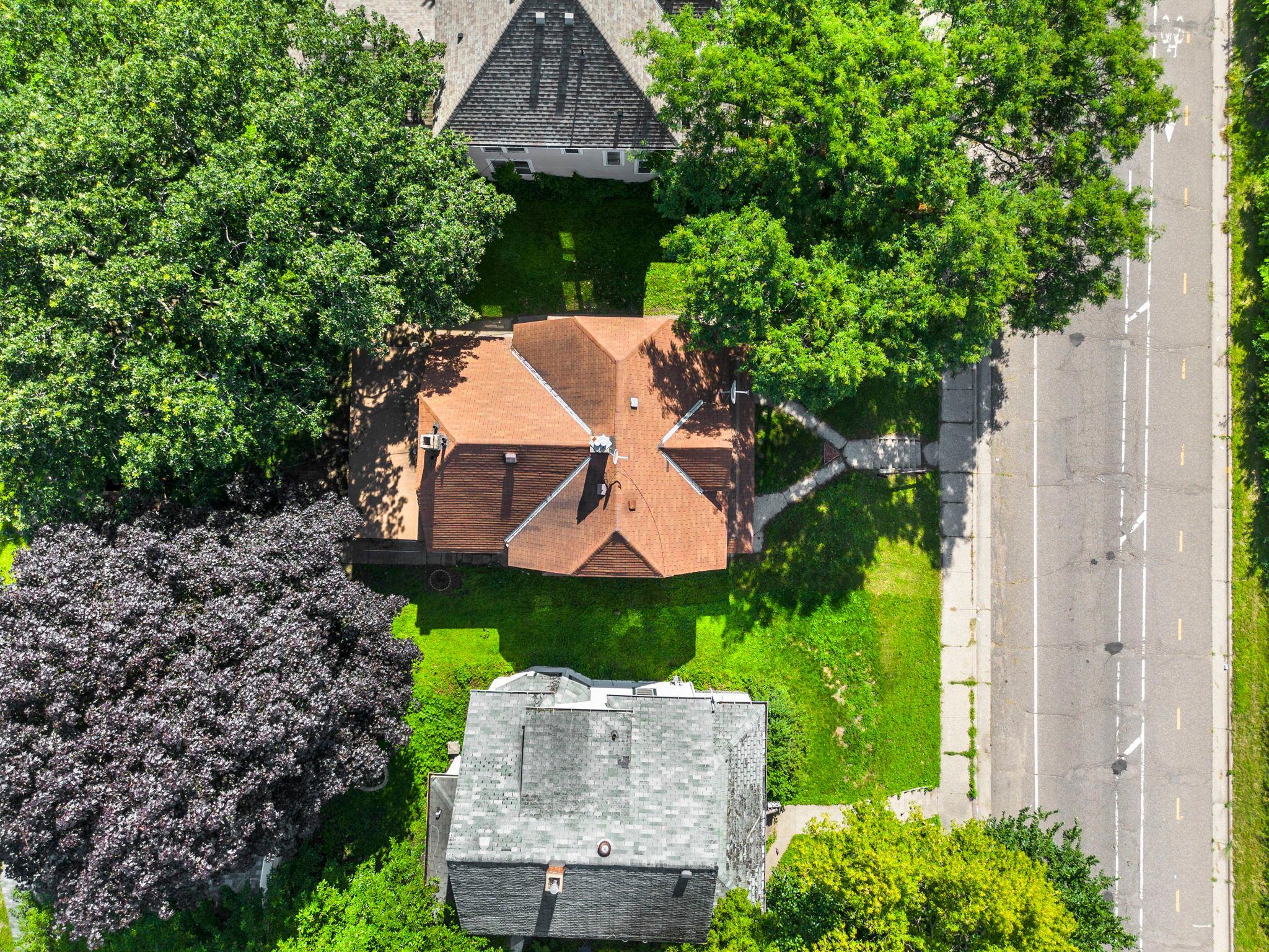 View of Residential Income at 1827-1829 Saint Anthony Avenue, Saint Paul MN 55104, Saint Paul (65 of 70) - Mike Wilen | Minnesota Team Real Estate