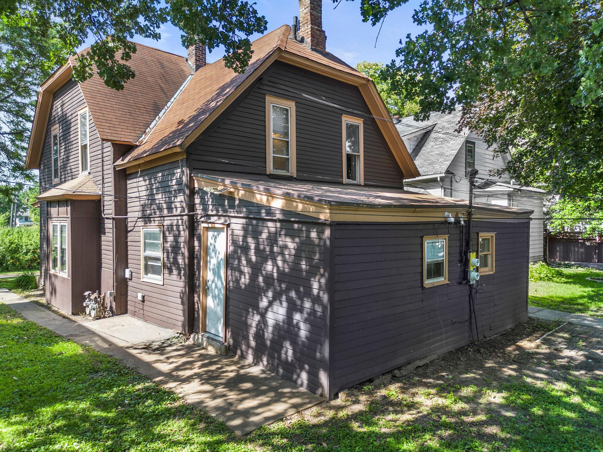 View of Residential Income at 1827-1829 Saint Anthony Avenue, Saint Paul MN 55104, Saint Paul (57 of 70) - Mike Wilen | Minnesota Team Real Estate