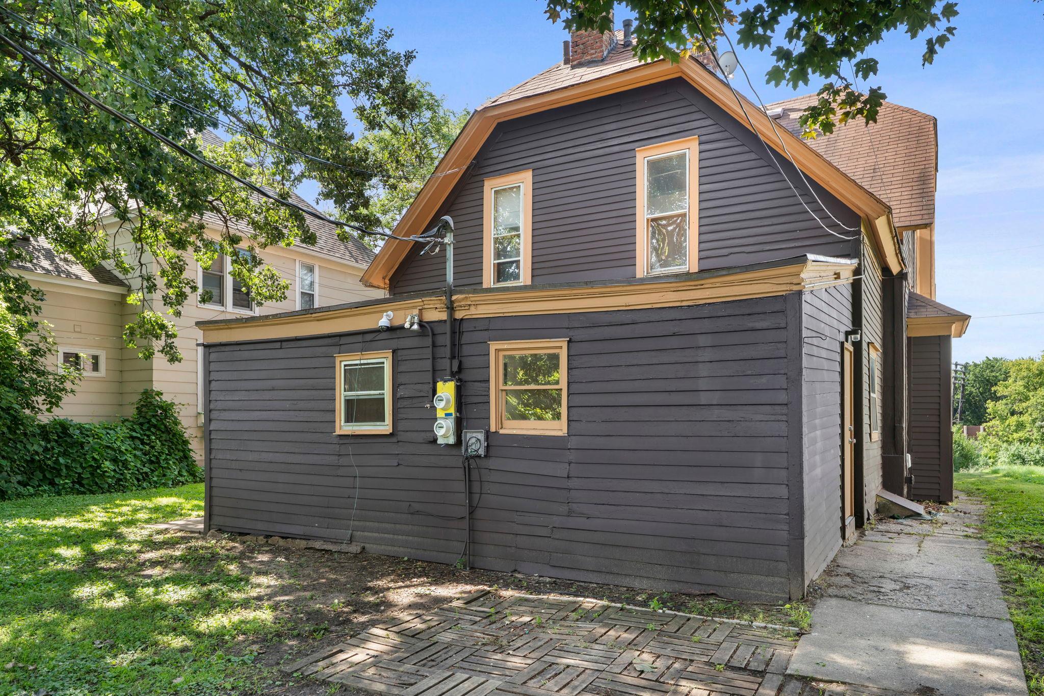 View of Residential Income at 1827-1829 Saint Anthony Avenue, Saint Paul MN 55104, Saint Paul (60 of 70) - Mike Wilen | Minnesota Team Real Estate