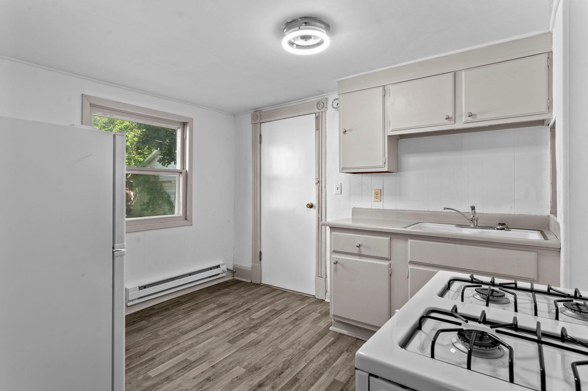 View of Residential Income at 1827-1829 Saint Anthony Avenue, Saint Paul MN 55104, Saint Paul (29 of 70) - Mike Wilen | Minnesota Team Real Estate