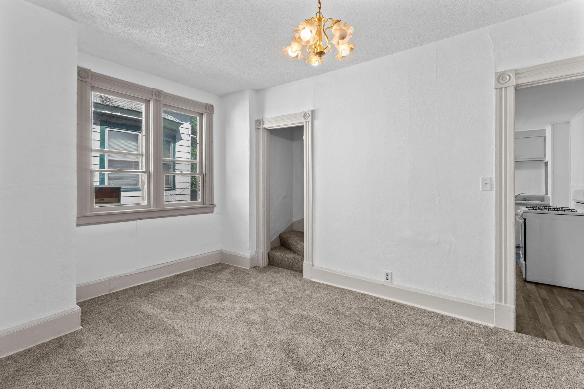 View of Residential Income at 1827-1829 Saint Anthony Avenue, Saint Paul MN 55104, Saint Paul (28 of 70) - Mike Wilen | Minnesota Team Real Estate