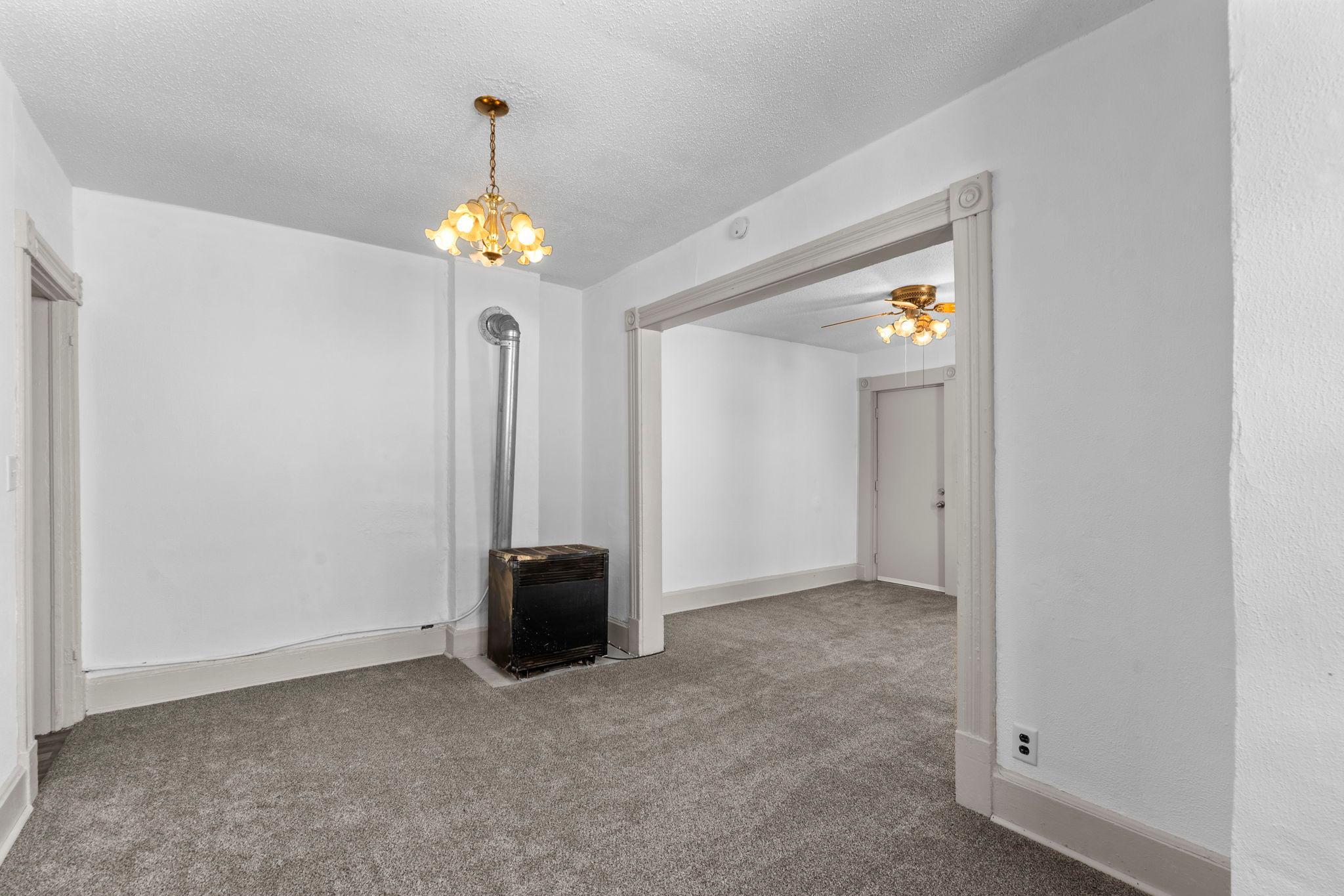 View of Residential Income at 1827-1829 Saint Anthony Avenue, Saint Paul MN 55104, Saint Paul (27 of 70) - Mike Wilen | Minnesota Team Real Estate