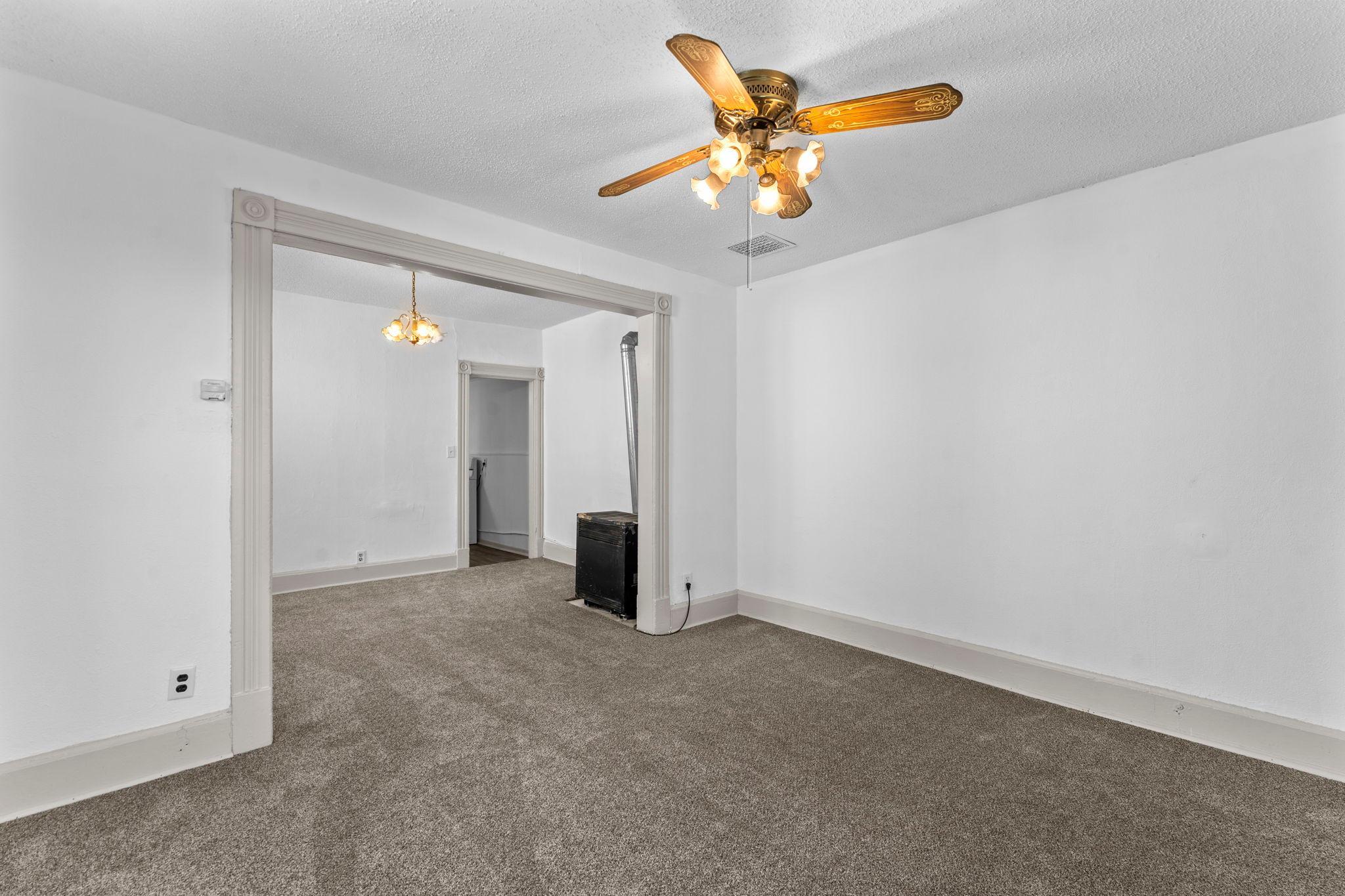 View of Residential Income at 1827-1829 Saint Anthony Avenue, Saint Paul MN 55104, Saint Paul (26 of 70) - Mike Wilen | Minnesota Team Real Estate
