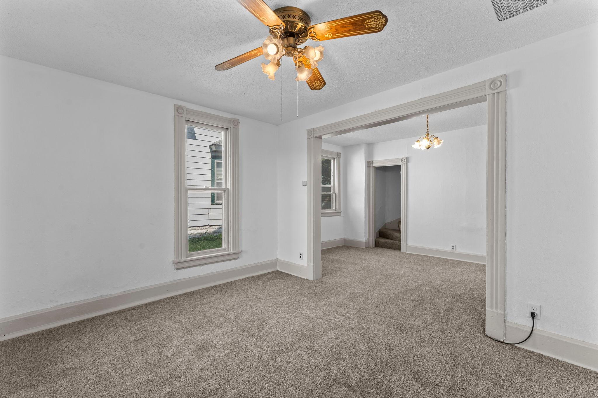 View of Residential Income at 1827-1829 Saint Anthony Avenue, Saint Paul MN 55104, Saint Paul (24 of 70) - Mike Wilen | Minnesota Team Real Estate