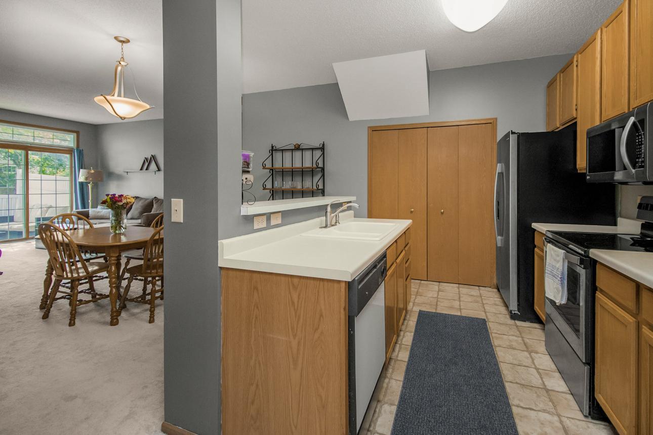View of Residential at 15634 Garnet Way #21, Apple Valley MN 55124, Apple Valley (11 of 28) - Mike Wilen | Minnesota Team Real Estate