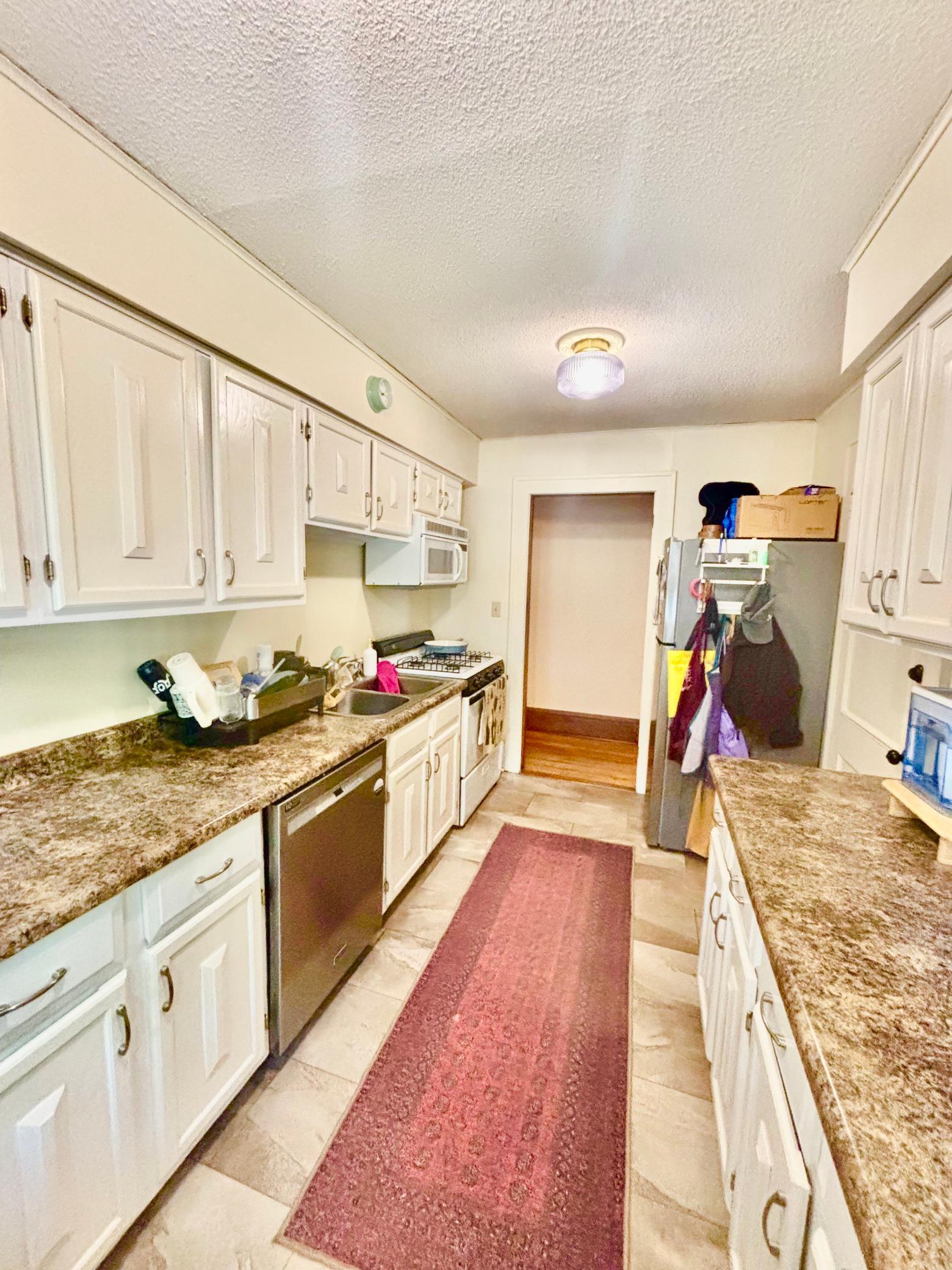 View of Residential Income at 157 Lexington Parkway, Saint Paul MN 55105, Saint Paul (13 of 40) - Mike Wilen | Minnesota Team Real Estate