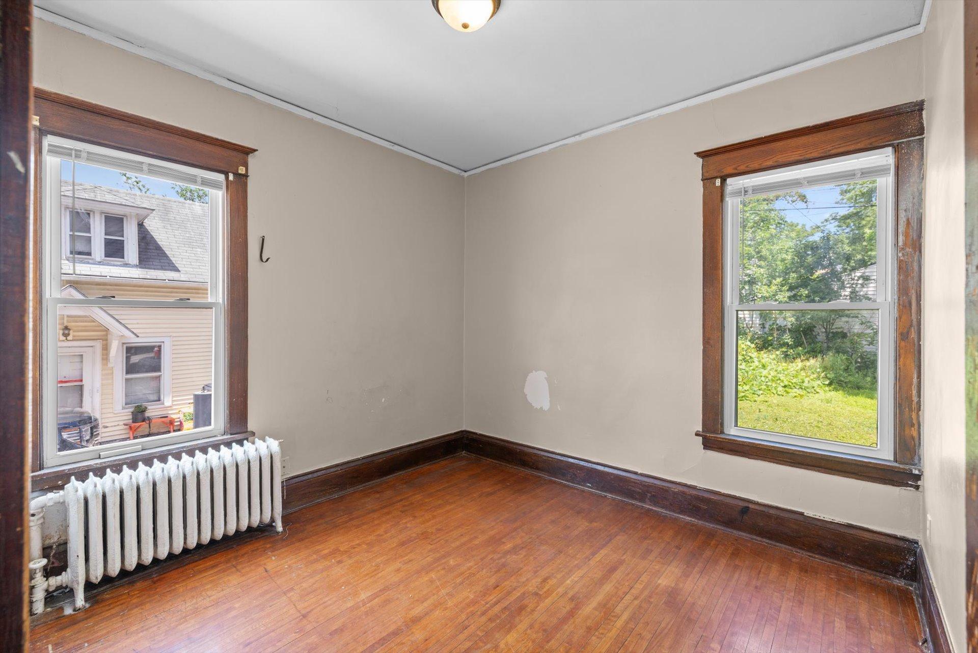 View of Residential Income at 101 Litchfield Street, Saint Paul MN 55117, Saint Paul (22 of 27) - Mike Wilen | Minnesota Team Real Estate