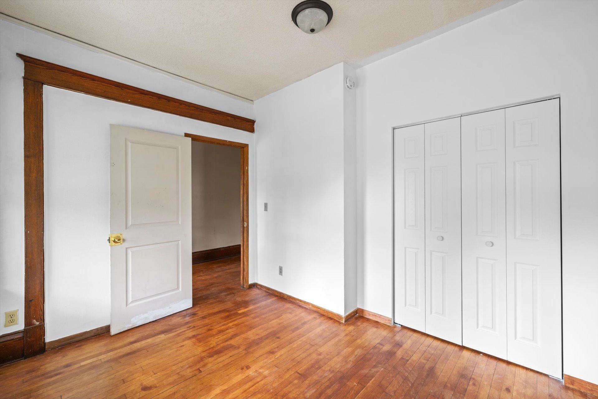 View of Residential Income at 101 Litchfield Street, Saint Paul MN 55117, Saint Paul (8 of 27) - Mike Wilen | Minnesota Team Real Estate