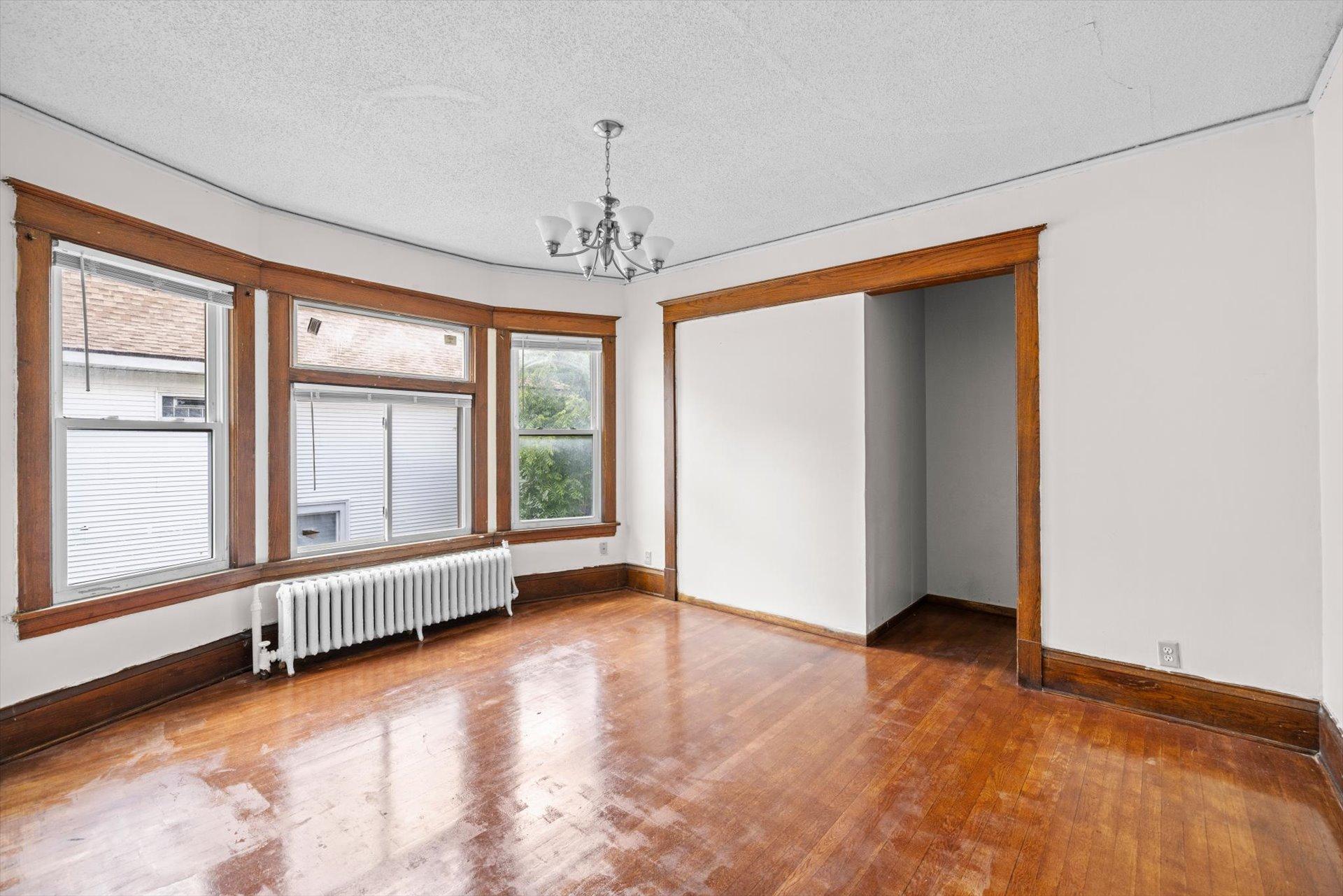 View of Residential Income at 101 Litchfield Street, Saint Paul MN 55117, Saint Paul (2 of 27) - Mike Wilen | Minnesota Team Real Estate