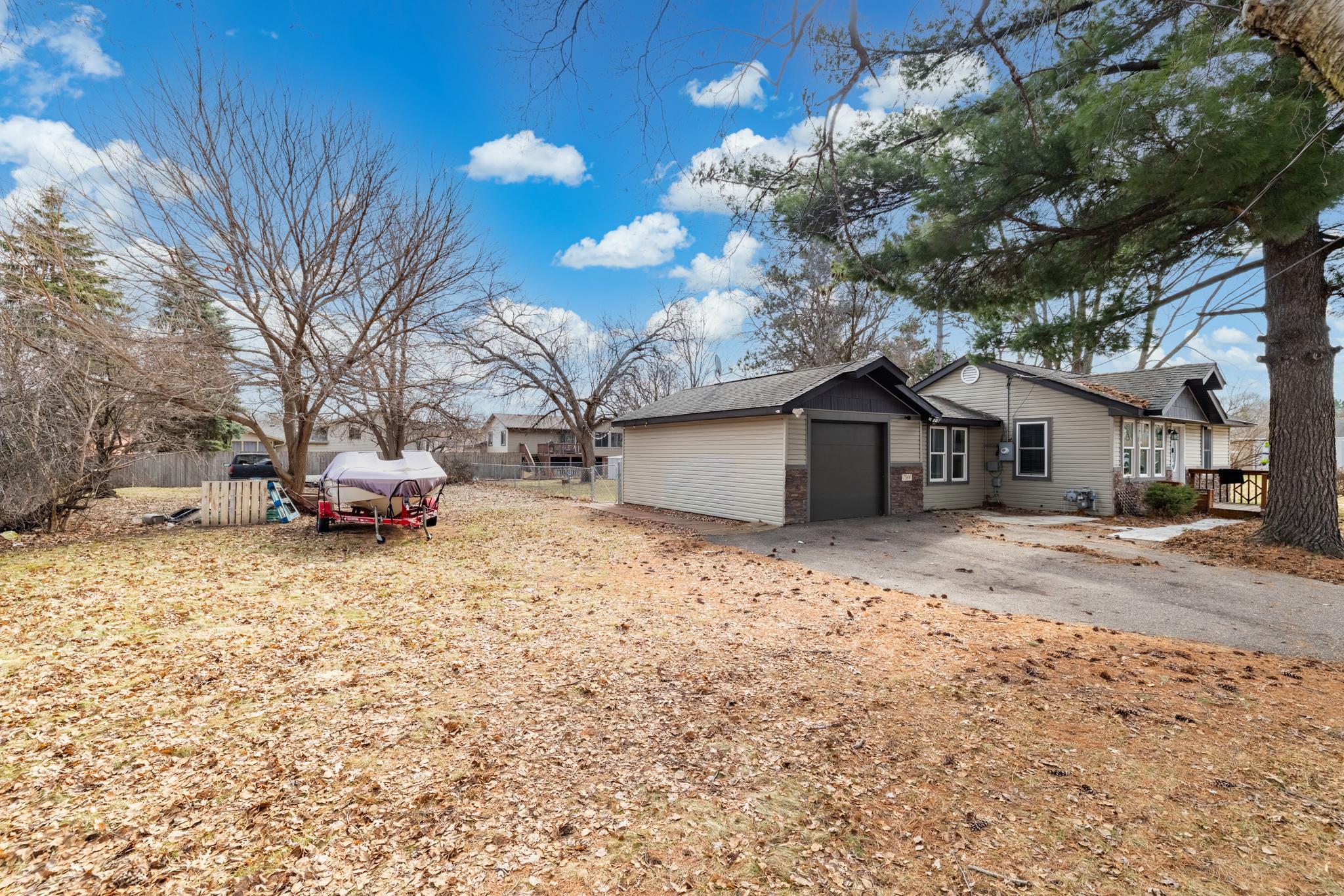 View of Residential at 7544 Douglas Drive, Brooklyn Park MN 55443, Brooklyn Park (21 of 28) - Mike Wilen | Minnesota Team Real Estate