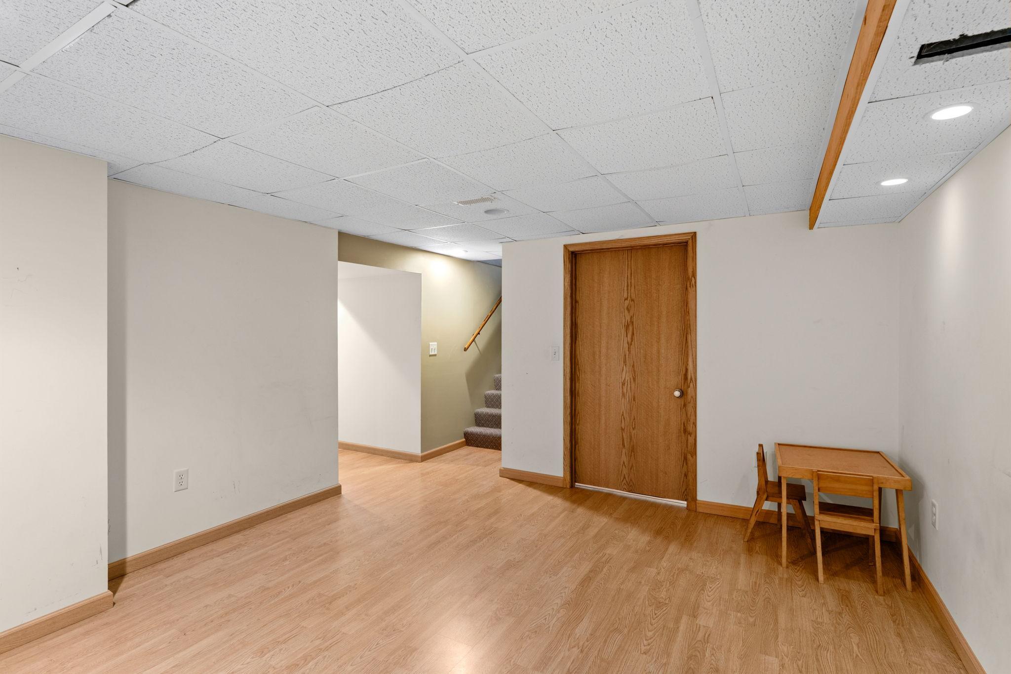 View of Residential at 2081 Jefferson Avenue, Saint Paul MN 55105, Saint Paul (29 of 44) - Mike Wilen | Minnesota Team Real Estate