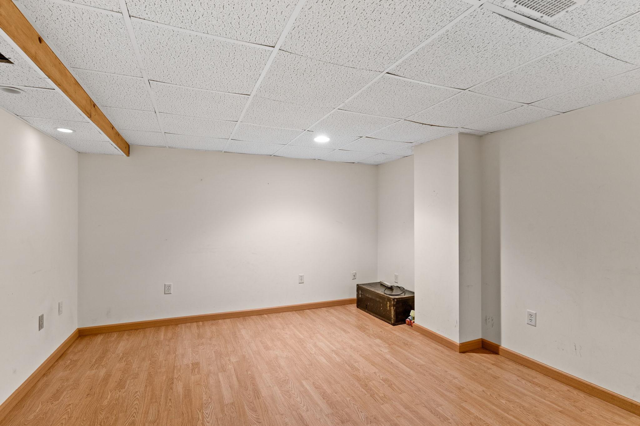 View of Residential at 2081 Jefferson Avenue, Saint Paul MN 55105, Saint Paul (31 of 44) - Mike Wilen | Minnesota Team Real Estate
