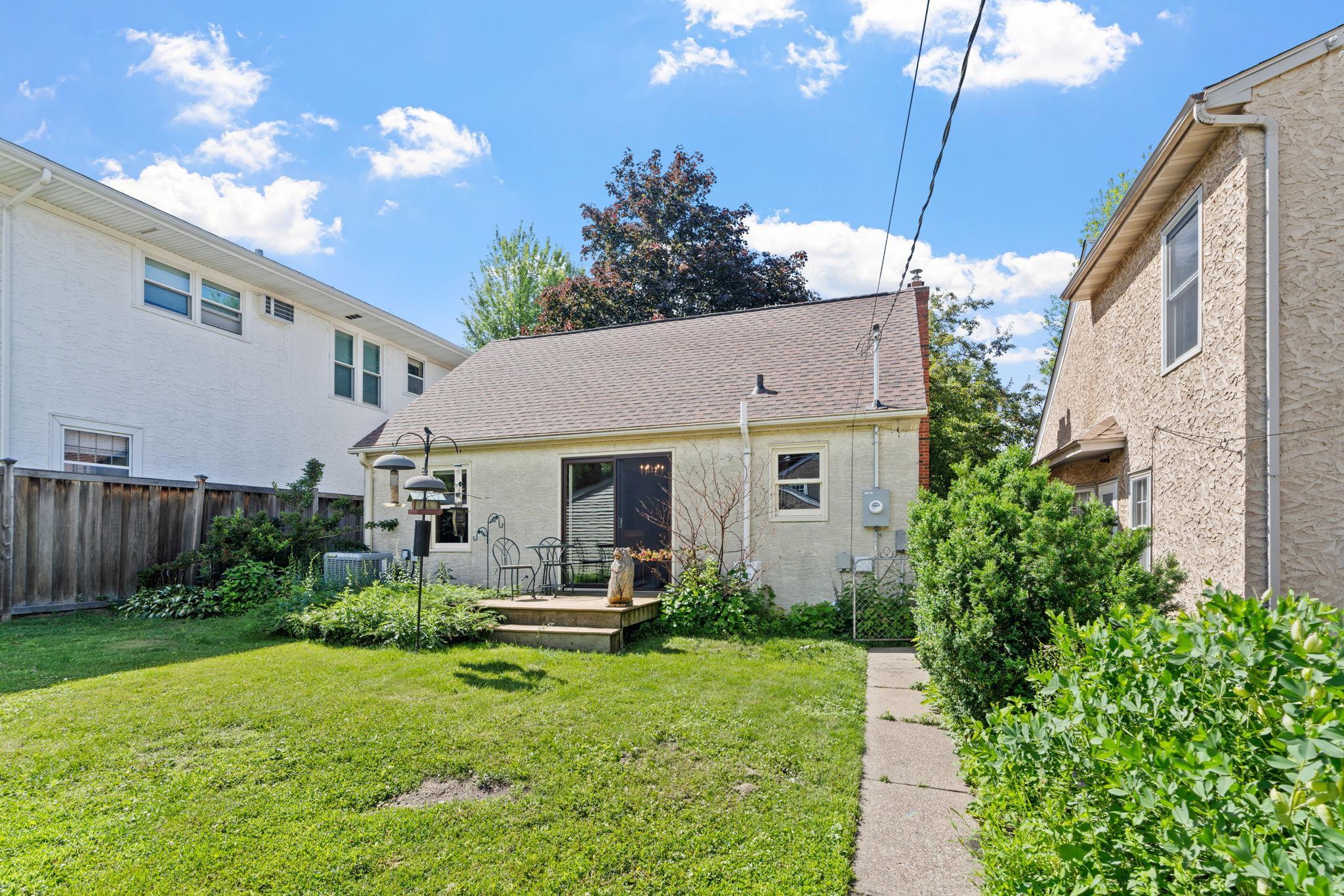 View of Residential at 2081 Jefferson Avenue, Saint Paul MN 55105, Saint Paul (37 of 44) - Mike Wilen | Minnesota Team Real Estate