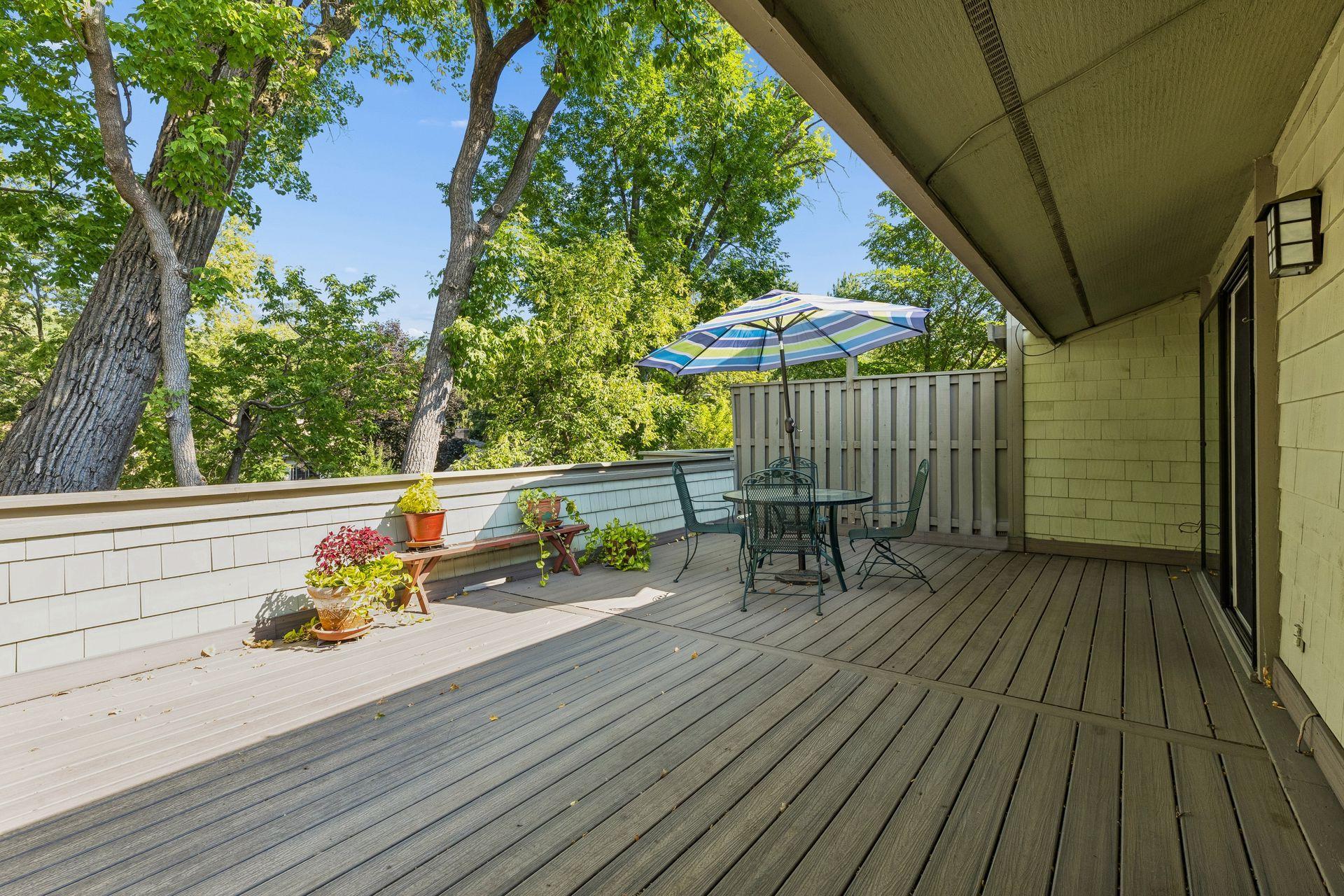 View of Residential at 1086 Cedar View Drive, Minneapolis MN 55405, Minneapolis (36 of 48) - Mike Wilen | Minnesota Team Real Estate