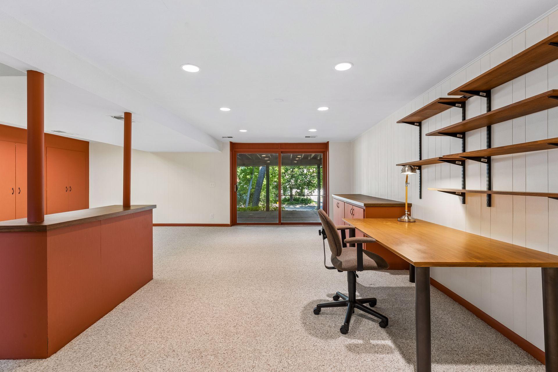 View of Residential at 1086 Cedar View Drive, Minneapolis MN 55405, Minneapolis (26 of 48) - Mike Wilen | Minnesota Team Real Estate