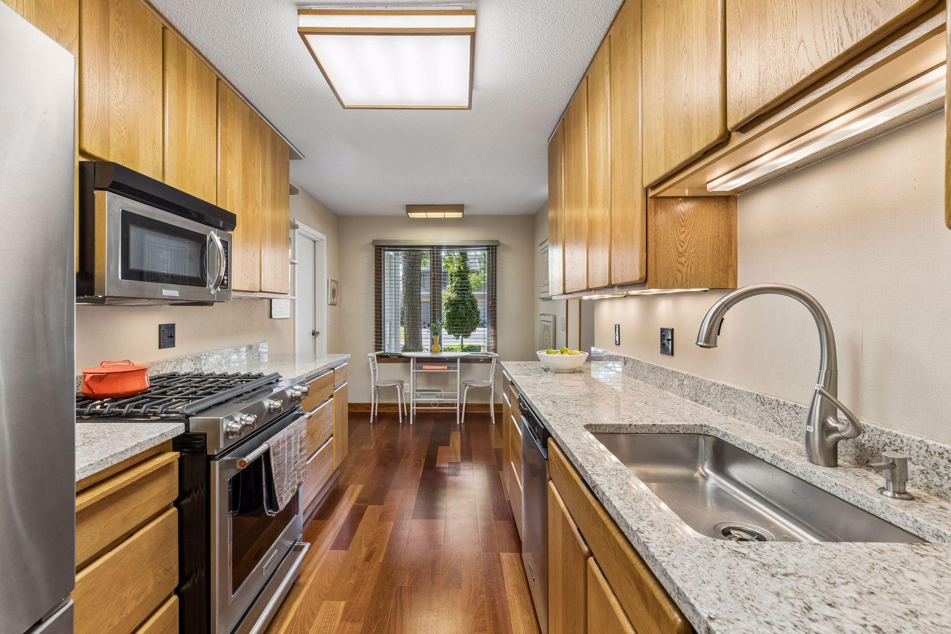 View of Residential at 1086 Cedar View Drive, Minneapolis MN 55405, Minneapolis (13 of 48) - Mike Wilen | Minnesota Team Real Estate