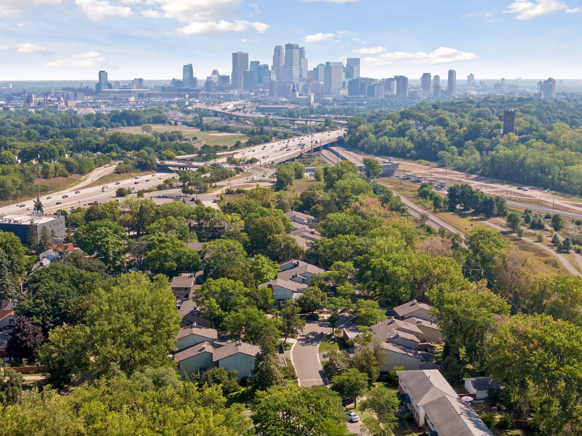 View of Residential at 1086 Cedar View Drive, Minneapolis MN 55405, Minneapolis (42 of 48) - Mike Wilen | Minnesota Team Real Estate
