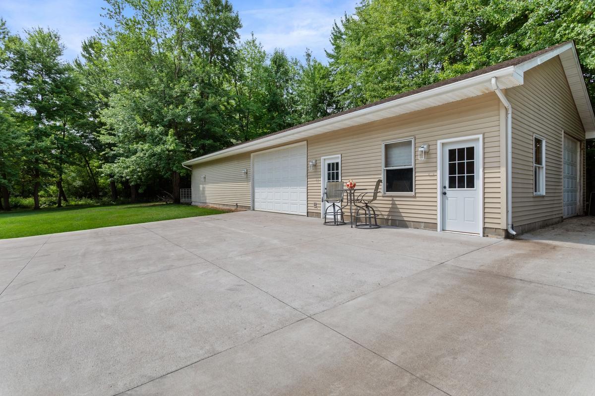 View of Residential at 2564 Bunker Lake Boulevard, Andover MN 55304, Andover (30 of 45) - Mike Wilen | Minnesota Team Real Estate