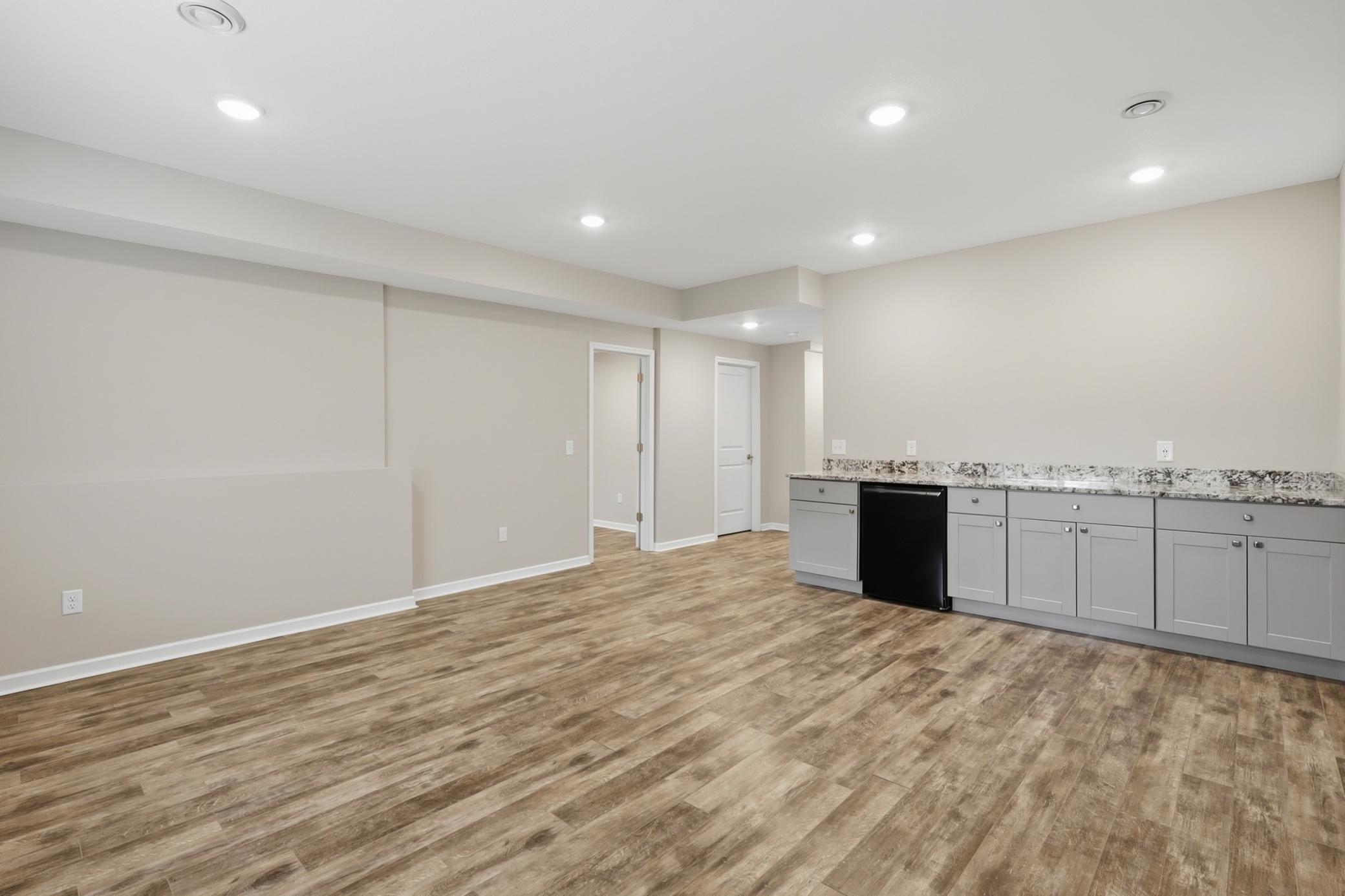 View of Residential at 15652 Eddy Creek Way, Apple Valley MN 55124, Apple Valley (32 of 40) - Mike Wilen | Minnesota Team Real Estate