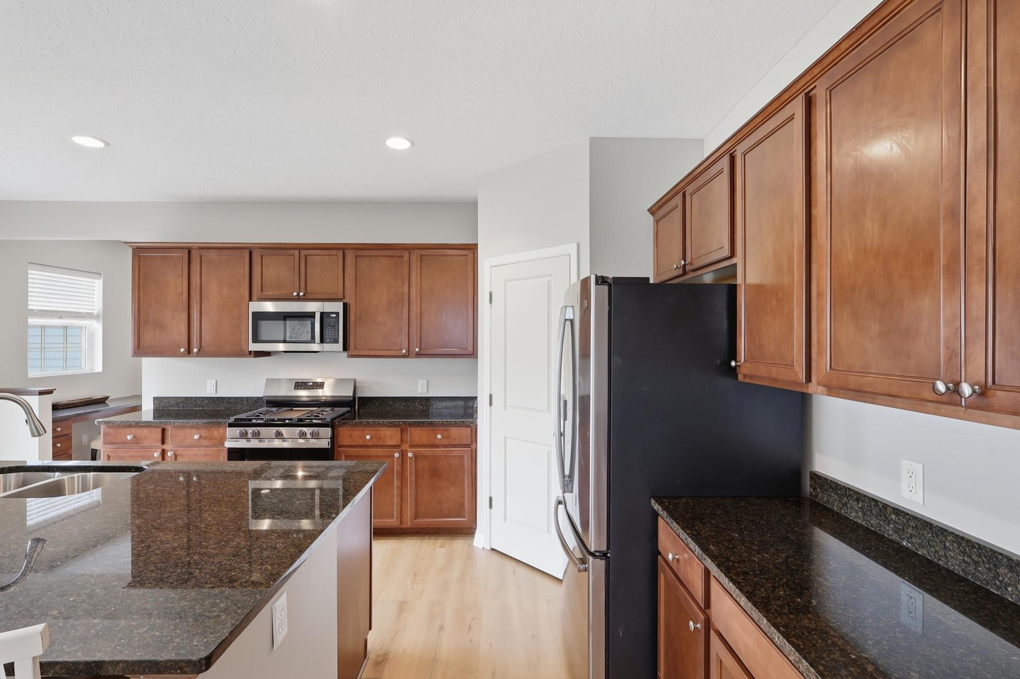 View of Residential at 15652 Eddy Creek Way, Apple Valley MN 55124, Apple Valley (12 of 40) - Mike Wilen | Minnesota Team Real Estate