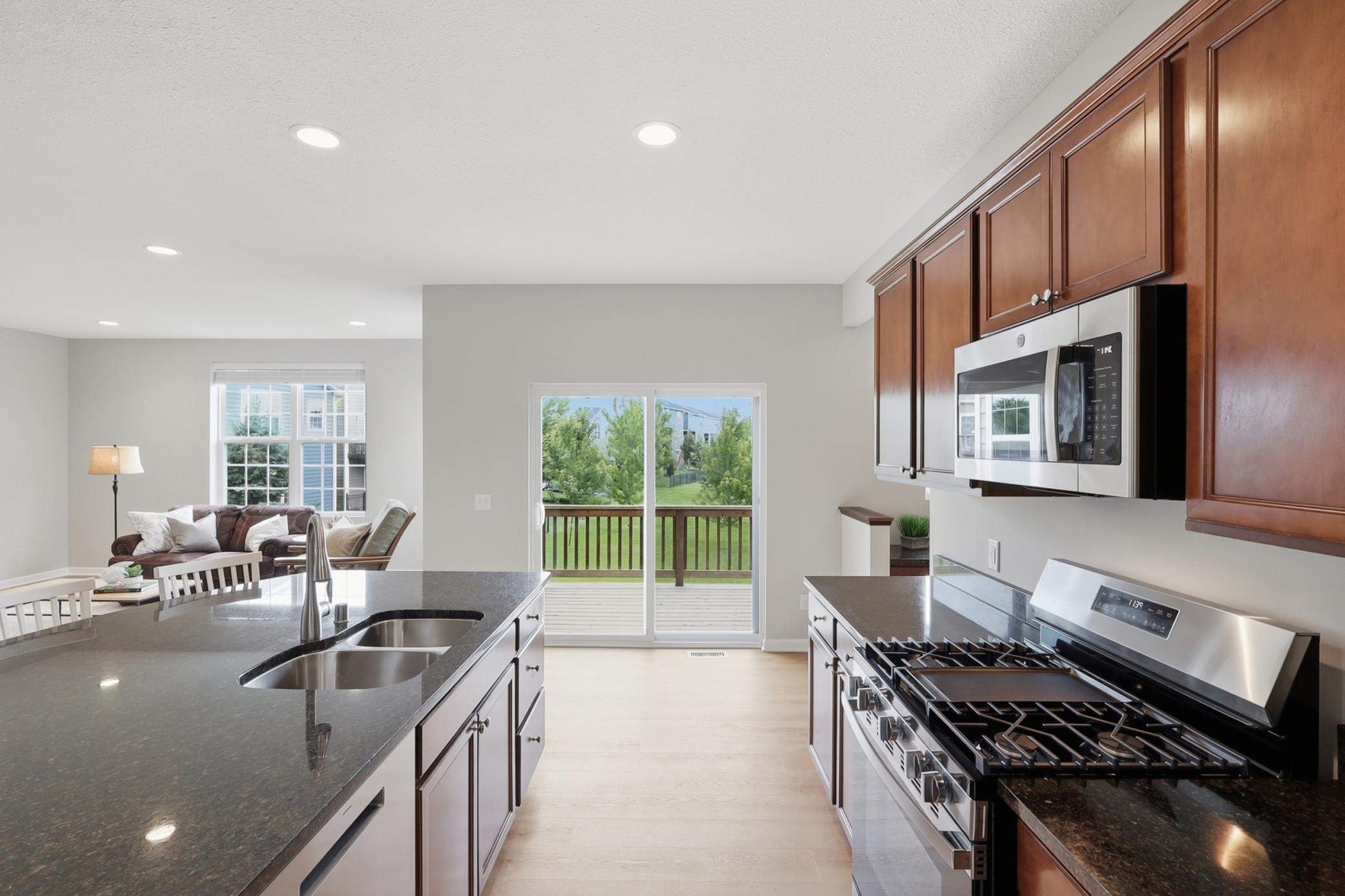 View of Residential at 15652 Eddy Creek Way, Apple Valley MN 55124, Apple Valley (11 of 40) - Mike Wilen | Minnesota Team Real Estate