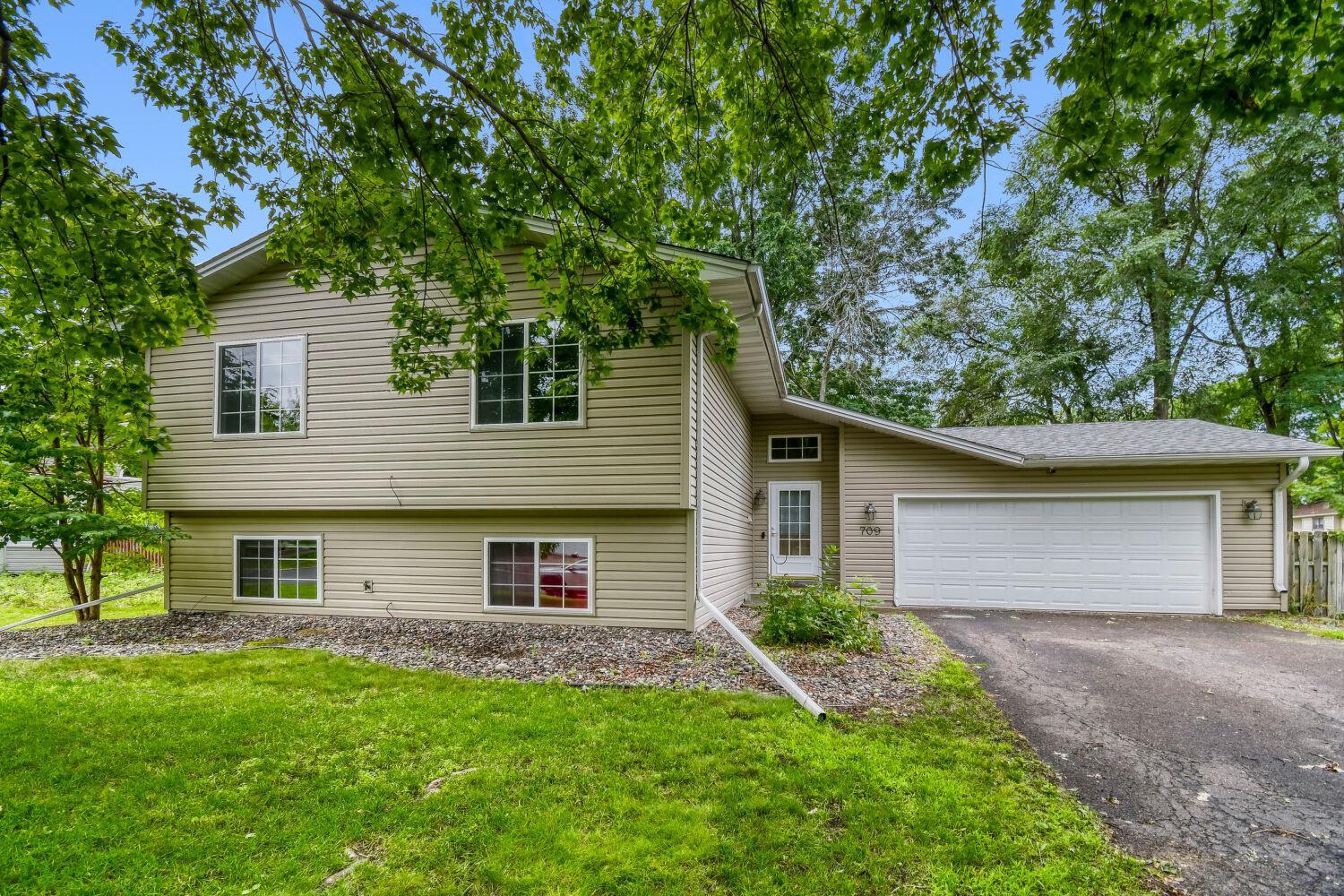 View of Residential at 709 74th Avenue, Brooklyn Park MN 55444, Brooklyn Park (2 of 27) - Mike Wilen | Minnesota Team Real Estate