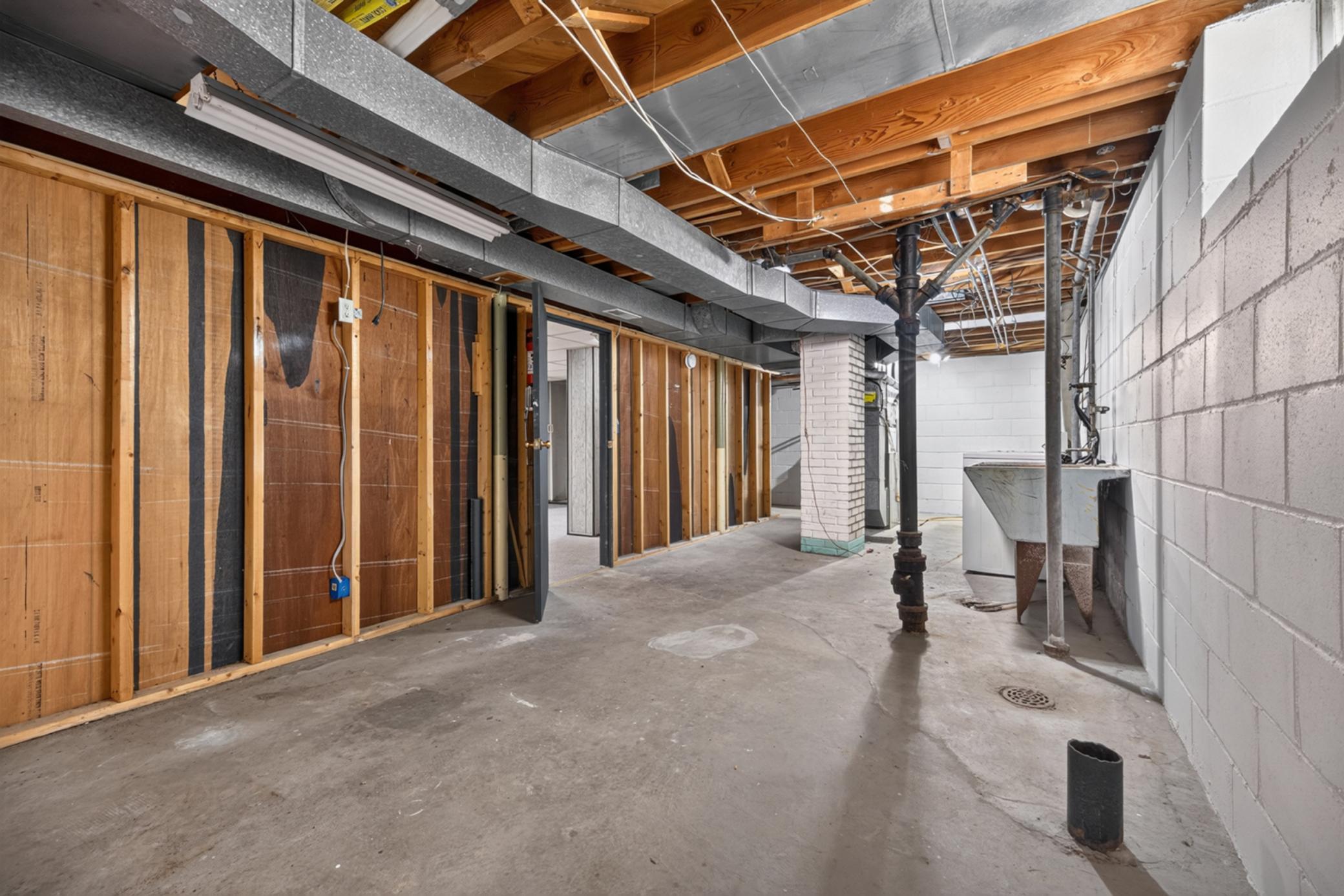 View of Residential at 1220 Frisbie Avenue, Maplewood MN 55109, Maplewood (22 of 51) - Mike Wilen | Minnesota Team Real Estate