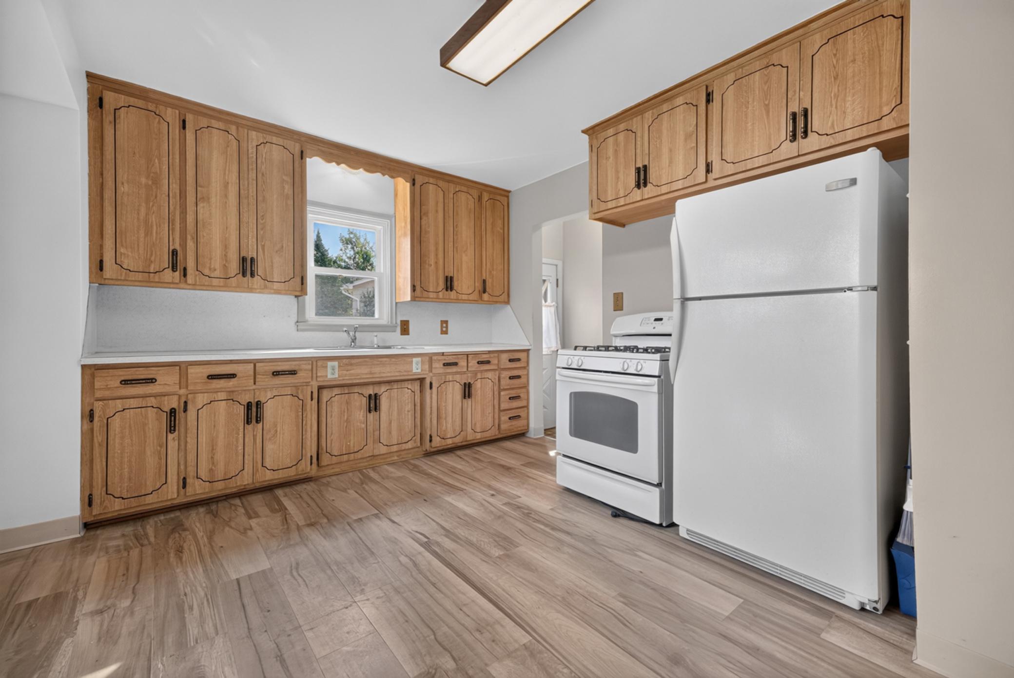 View of Residential at 1220 Frisbie Avenue, Maplewood MN 55109, Maplewood (8 of 51) - Mike Wilen | Minnesota Team Real Estate