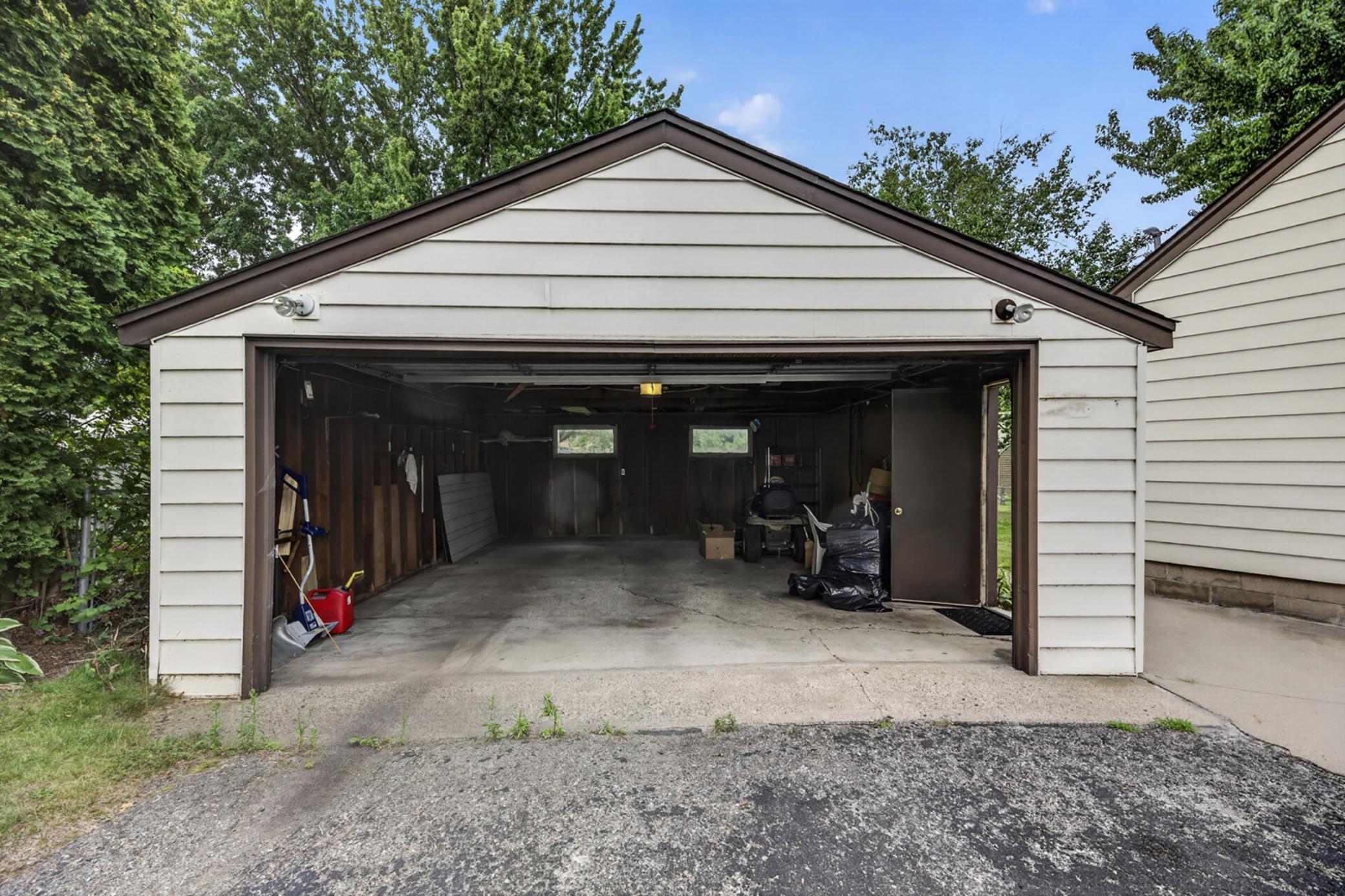 View of Residential at 1220 Frisbie Avenue, Maplewood MN 55109, Maplewood (25 of 51) - Mike Wilen | Minnesota Team Real Estate