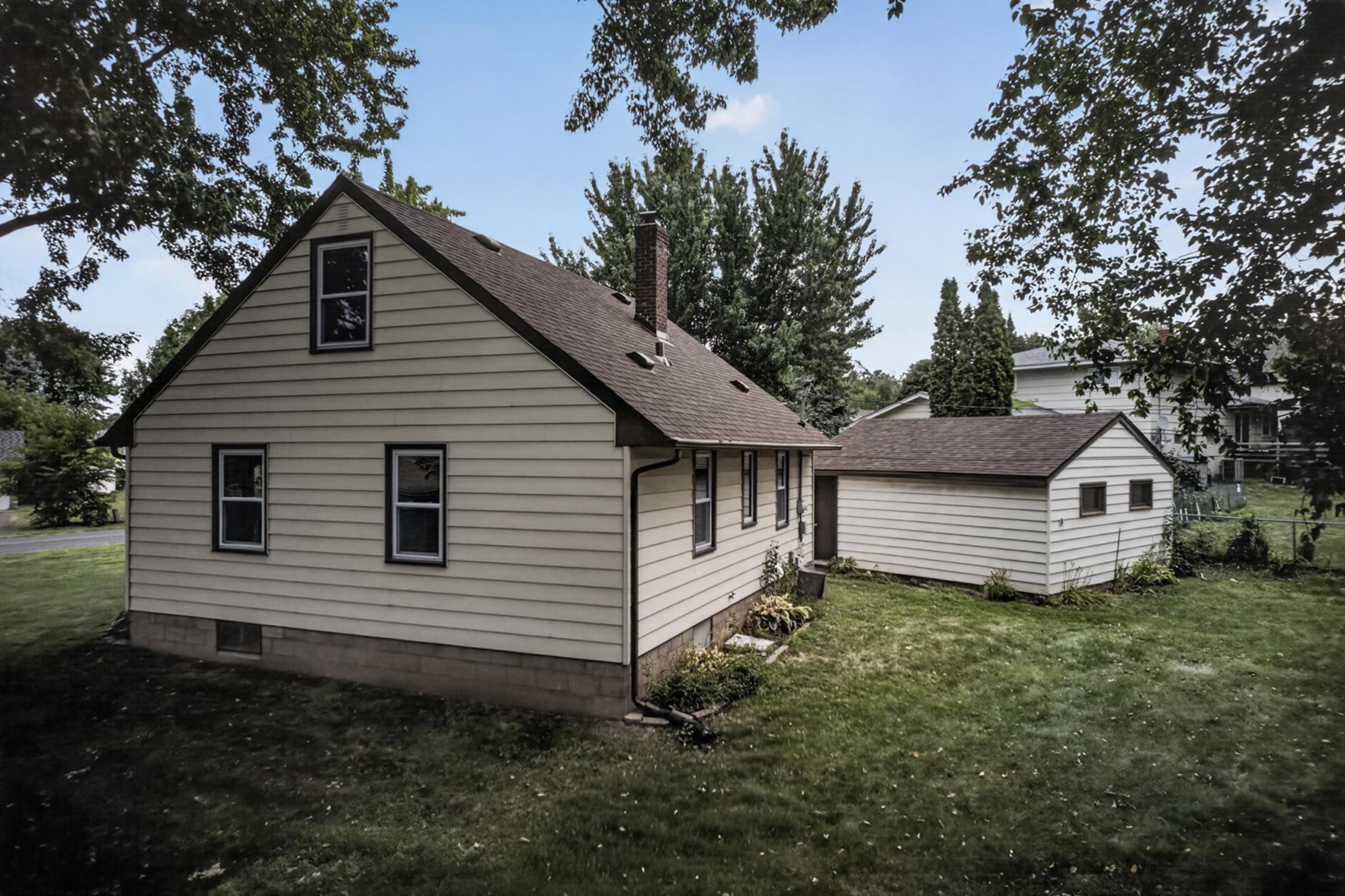 View of Residential at 1220 Frisbie Avenue, Maplewood MN 55109, Maplewood (34 of 51) - Mike Wilen | Minnesota Team Real Estate