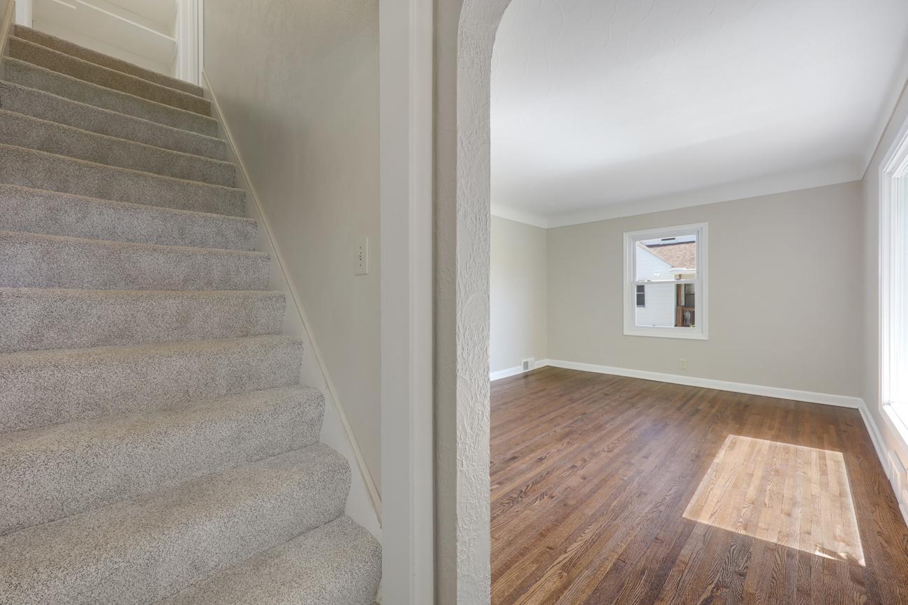 View of Residential at 1051 Burke Avenue, Roseville MN 55113, Roseville (15 of 32) - Mike Wilen | Minnesota Team Real Estate